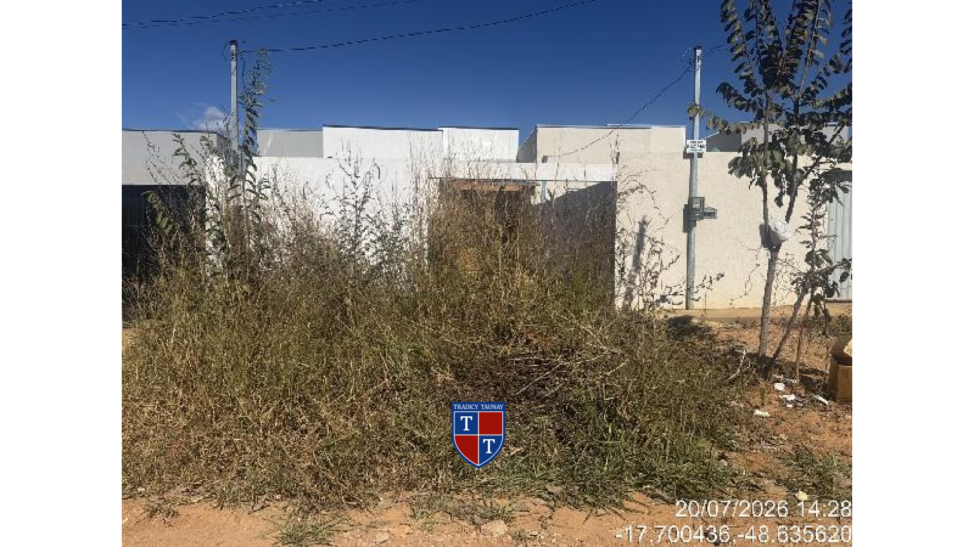 Foto 1 de CASA em MANSOES AGUAS QUENTES, CALDAS NOVAS/GO - Imóvel Retomado CAIXA Ref 8444434448703