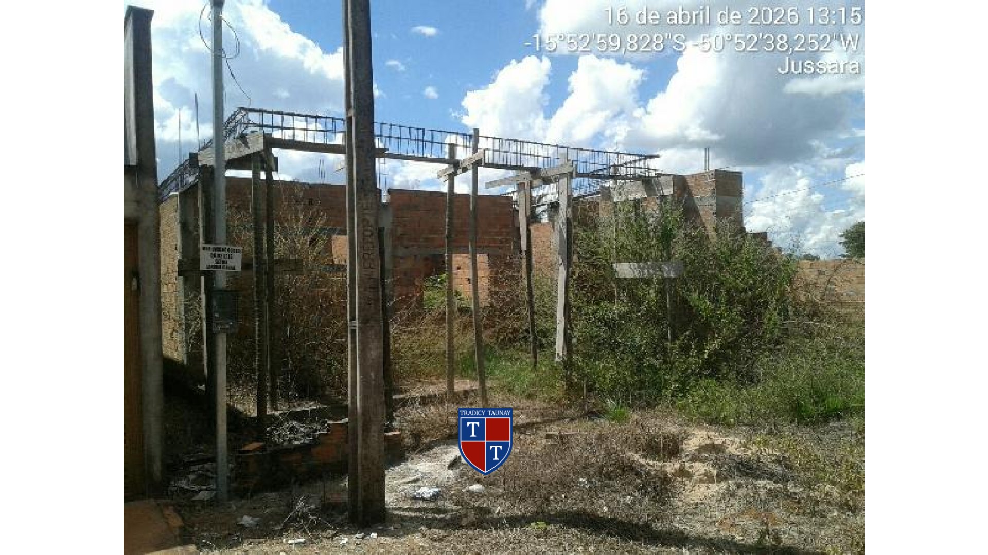 Foto 1 de TERRENO em JARDIM CANAA II - Imóvel Retomado Caixa