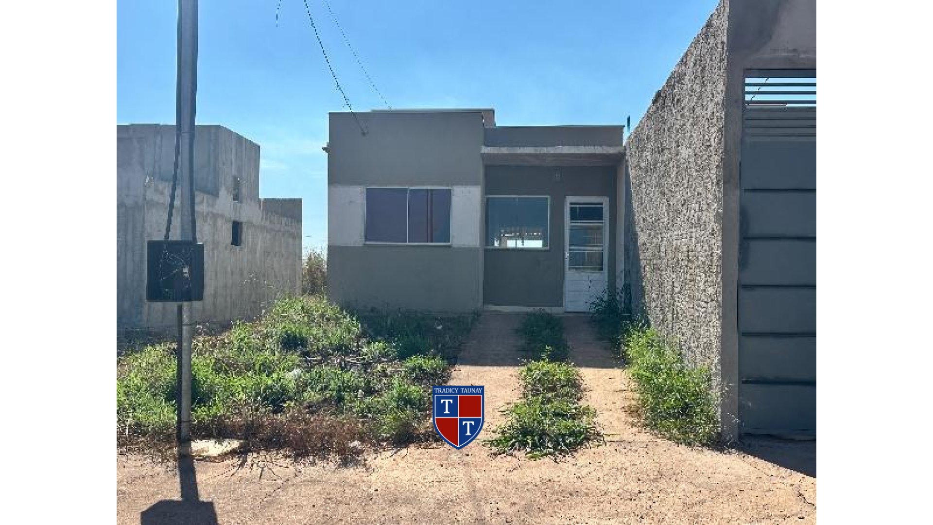 Foto 1 de CASA em NOVO MUNDO - Imóvel Retomado Caixa