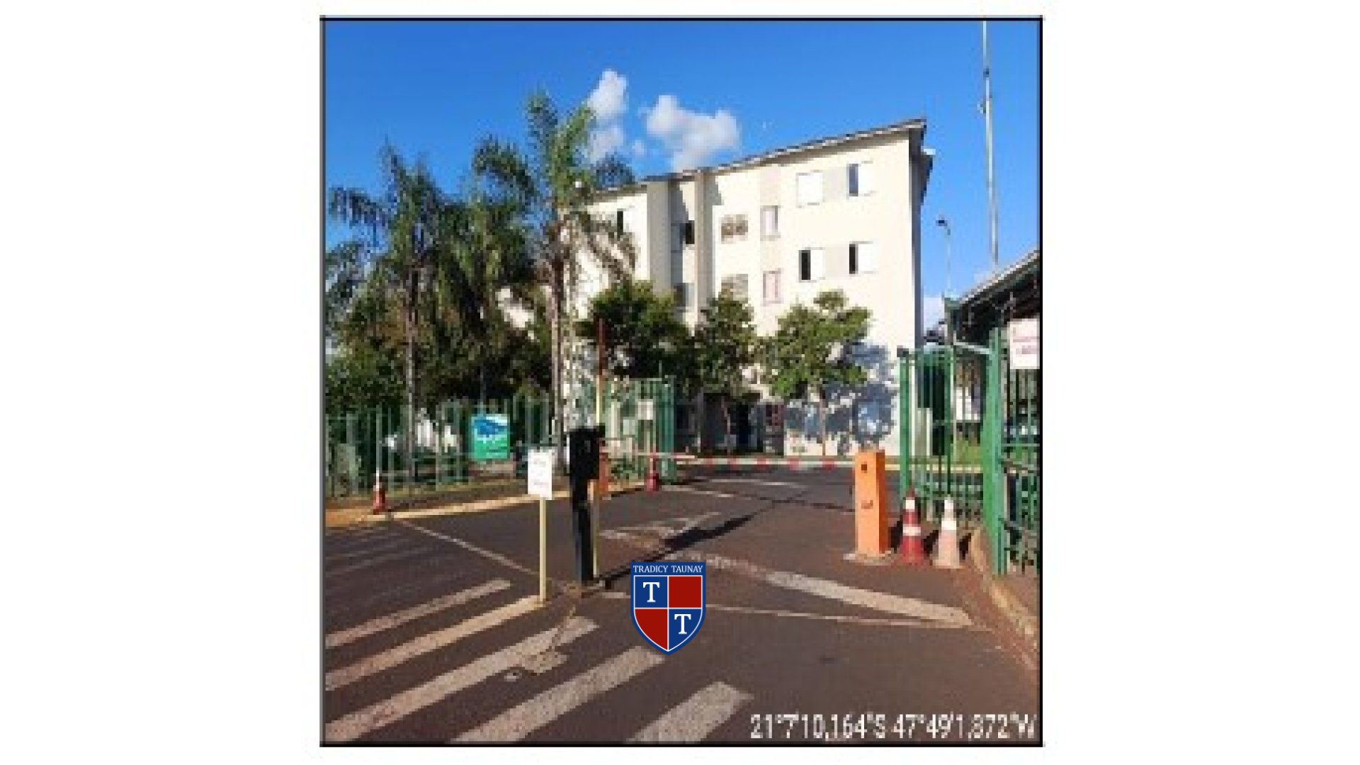 APARTAMENTO em JARDIM HEITOR RIGON
