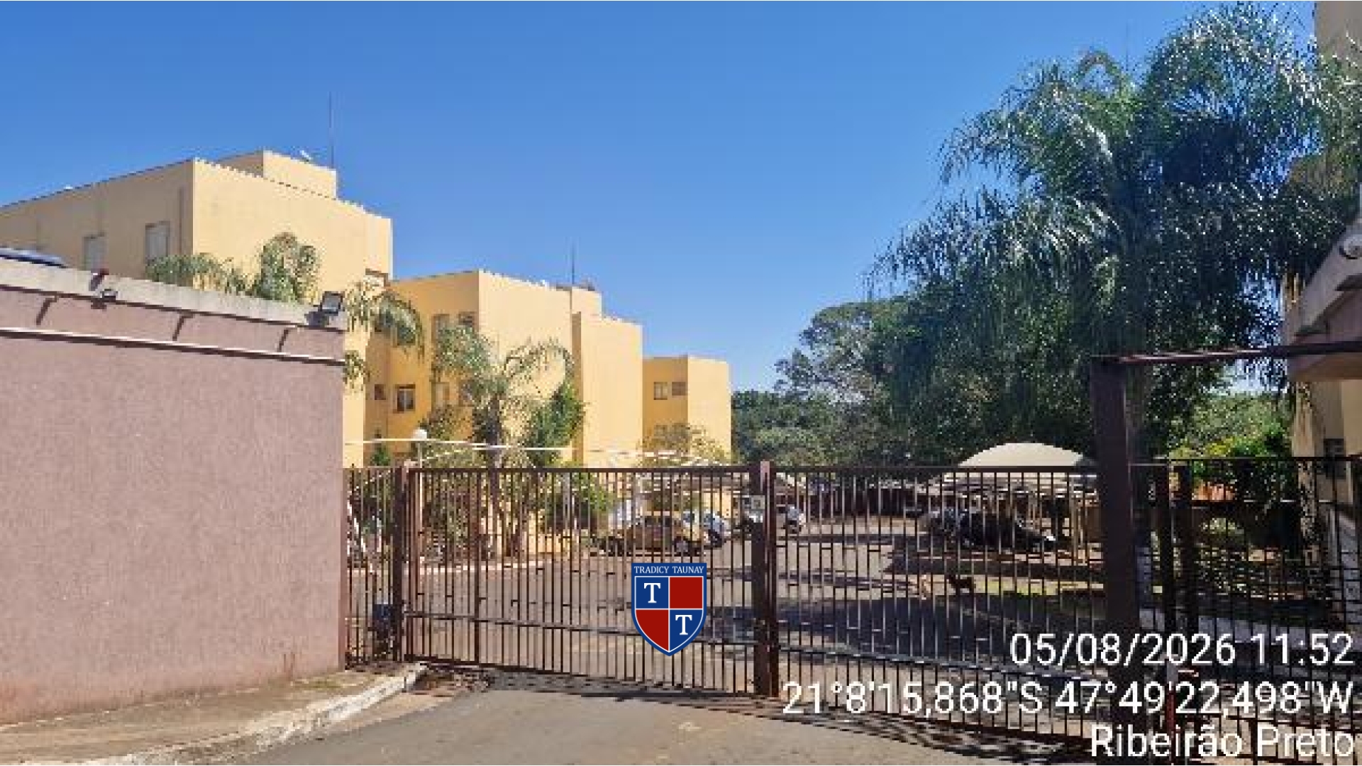 APARTAMENTO em JARDIM JAVARI