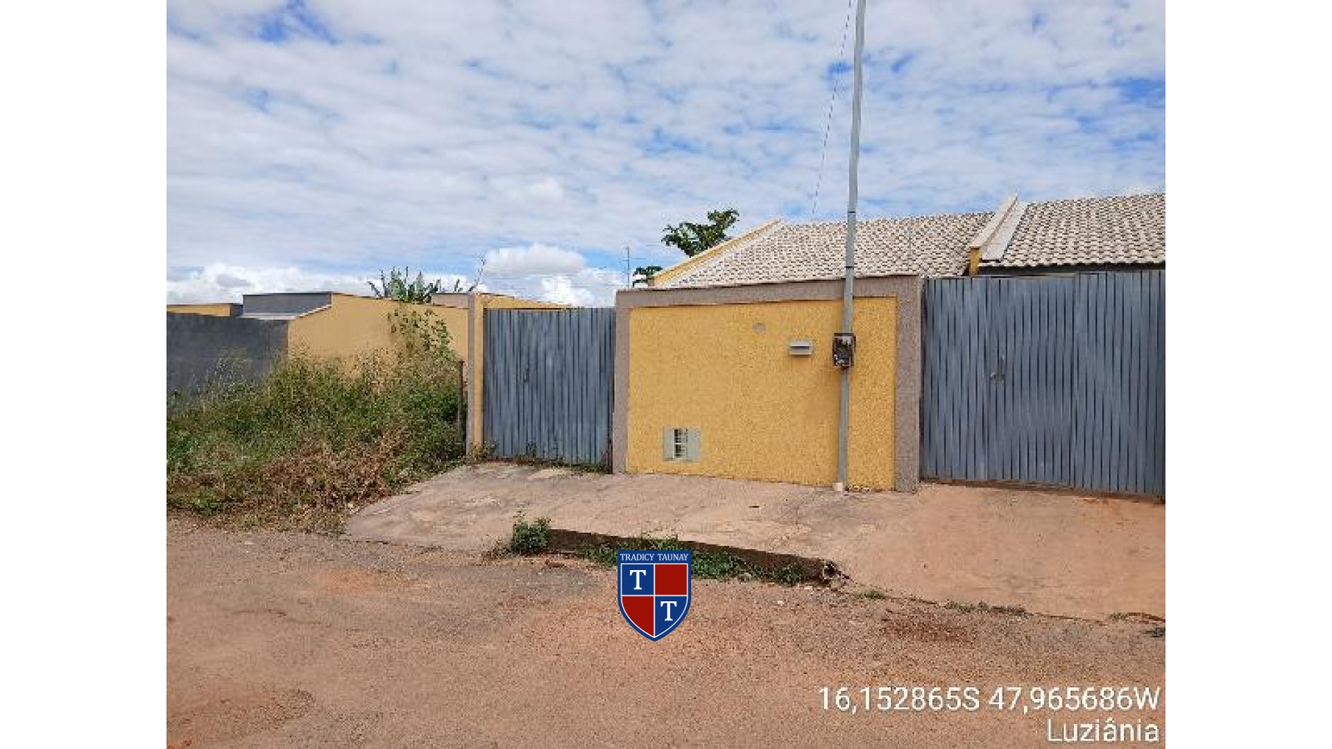 Foto 1 de CASA em PARQUE ESTRELA DALVA IX, LUZIANIA/GO - Imóvel Retomado CAIXA Ref 8444435993772