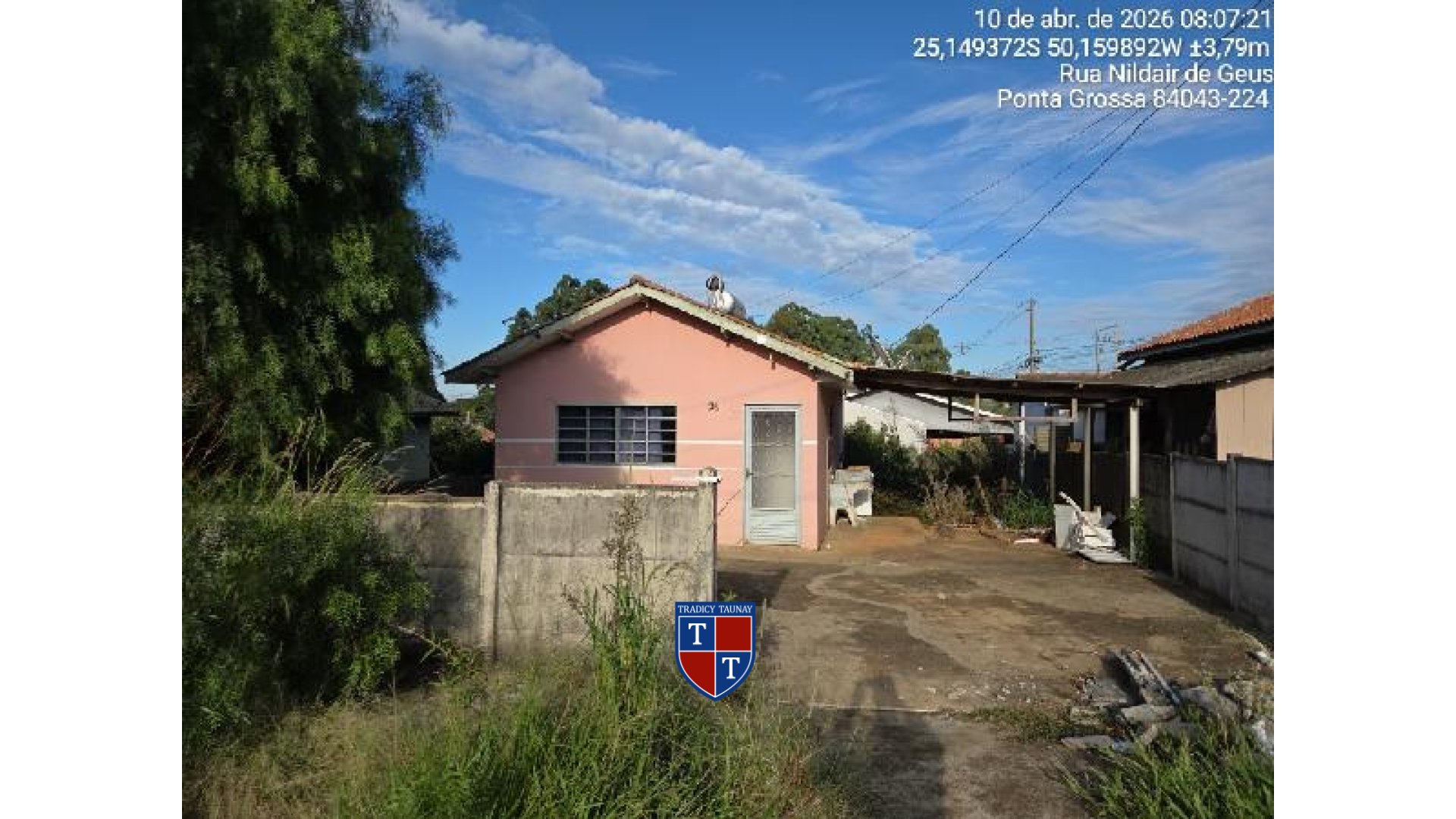 Foto 1 de CASA em COLONIA DONA LUIZA - Imóvel Retomado Caixa