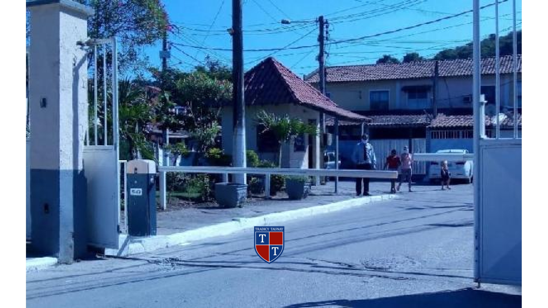 Foto 1 de APARTAMENTO em BARRO VERMELHO, BELFORD ROXO/RJ - Imóvel Retomado CAIXA Ref 8444436181585