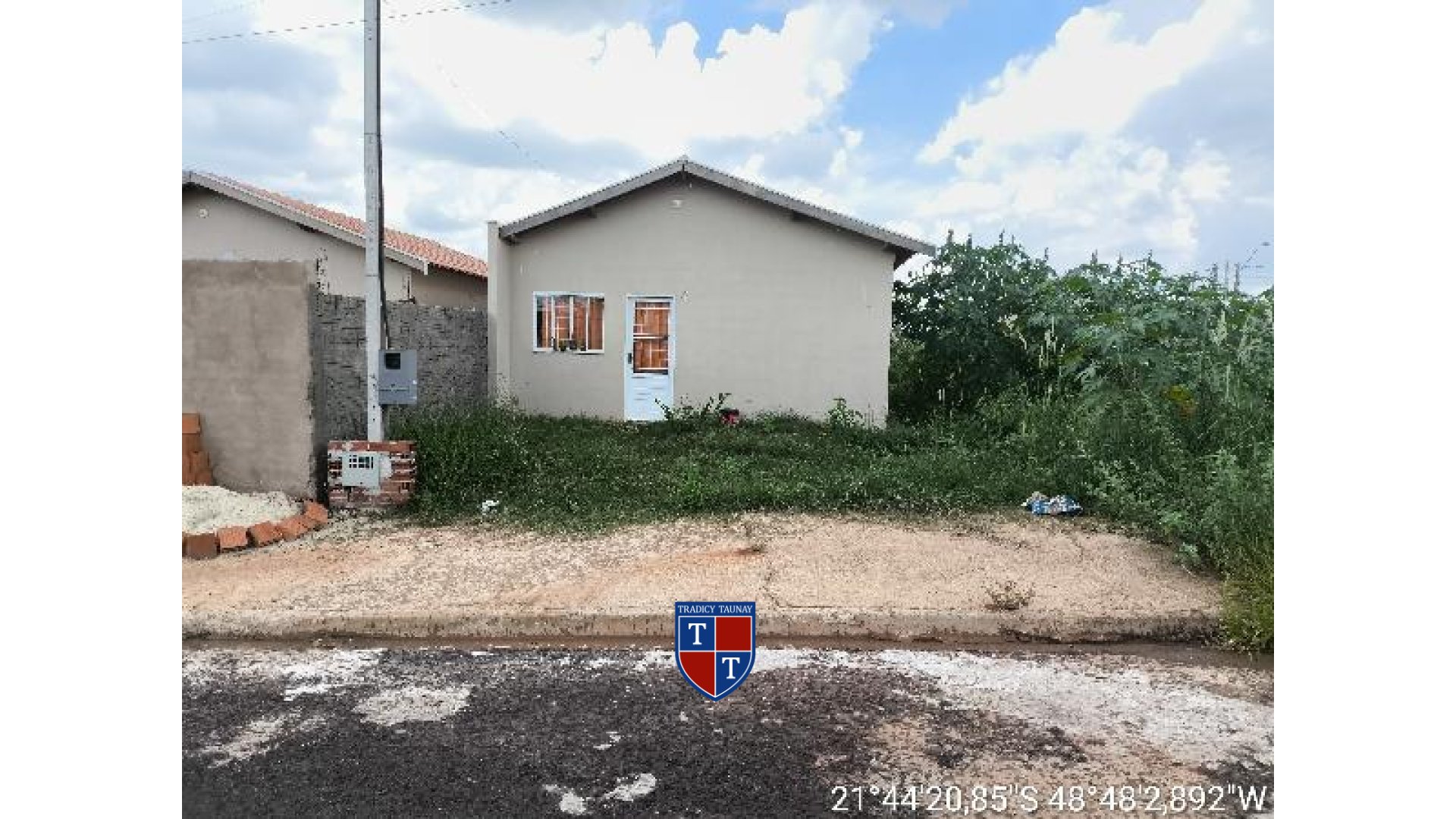 Foto 1 de CASA em RESIDENCIAL PLANALTO PARAISO I - Imóvel Retomado Caixa
