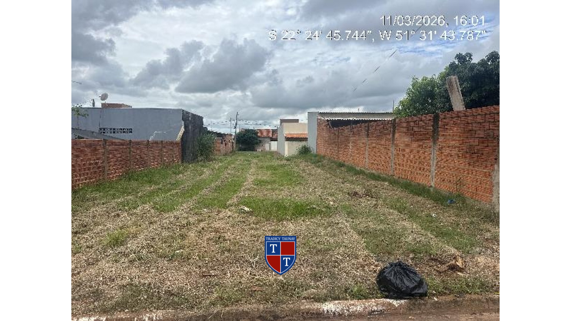 Foto 1 de TERRENO em RESIDENCIAL IPE - Imóvel Retomado Caixa