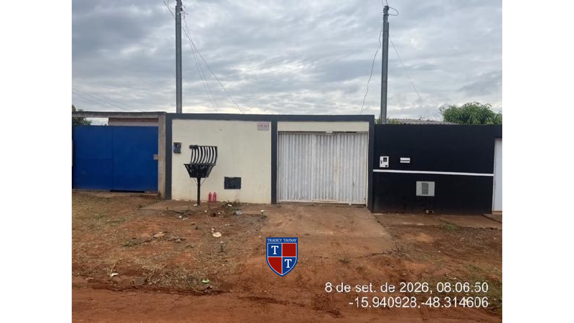 Foto 1 de CASA em PARQUE ESTRELA DALVA XVII, SANTO ANTONIO DO DESCOBERTO/GO - Imóvel Retomado CAIXA Ref 8444437713351