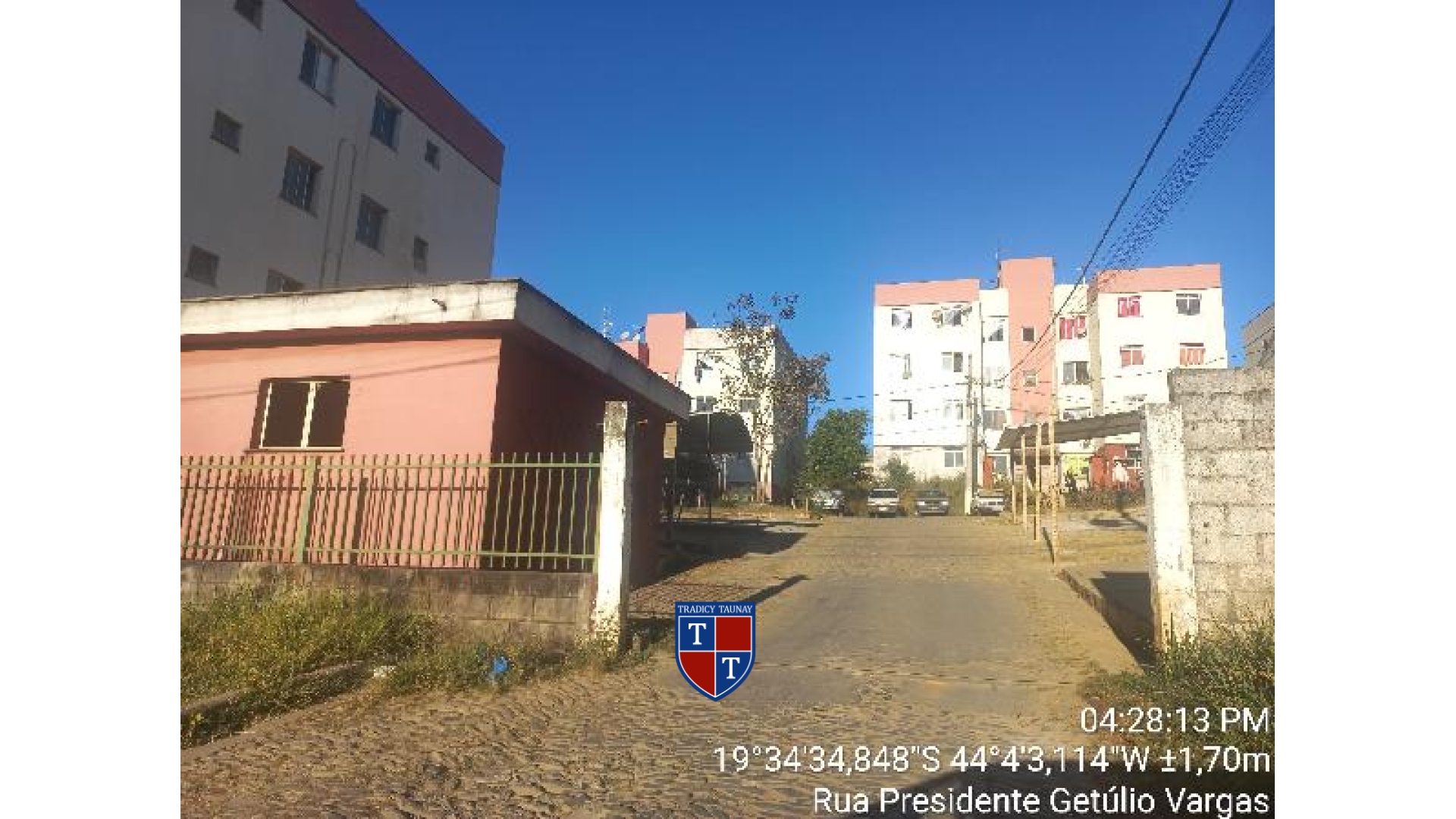 APARTAMENTO em PRESIDENTE