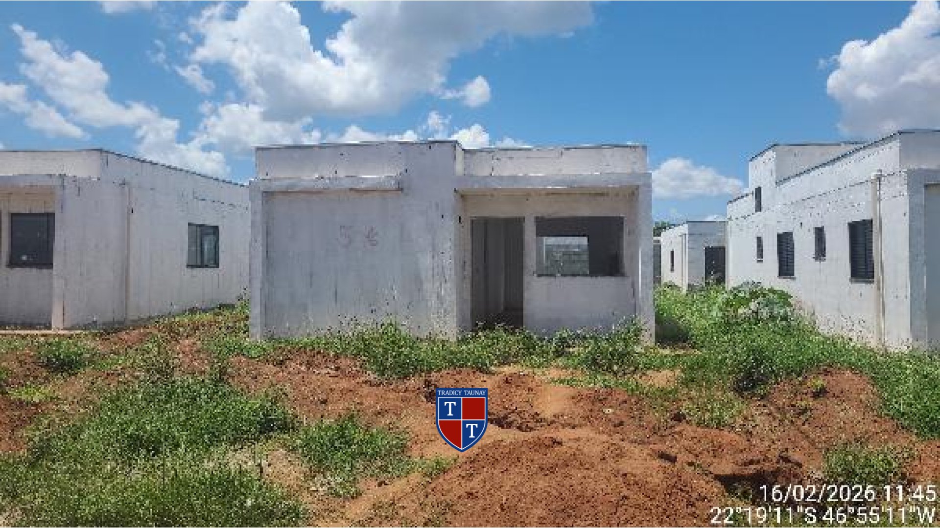 Foto 1 de CASA em JARDIM SAKAIDA - Imóvel Retomado Caixa