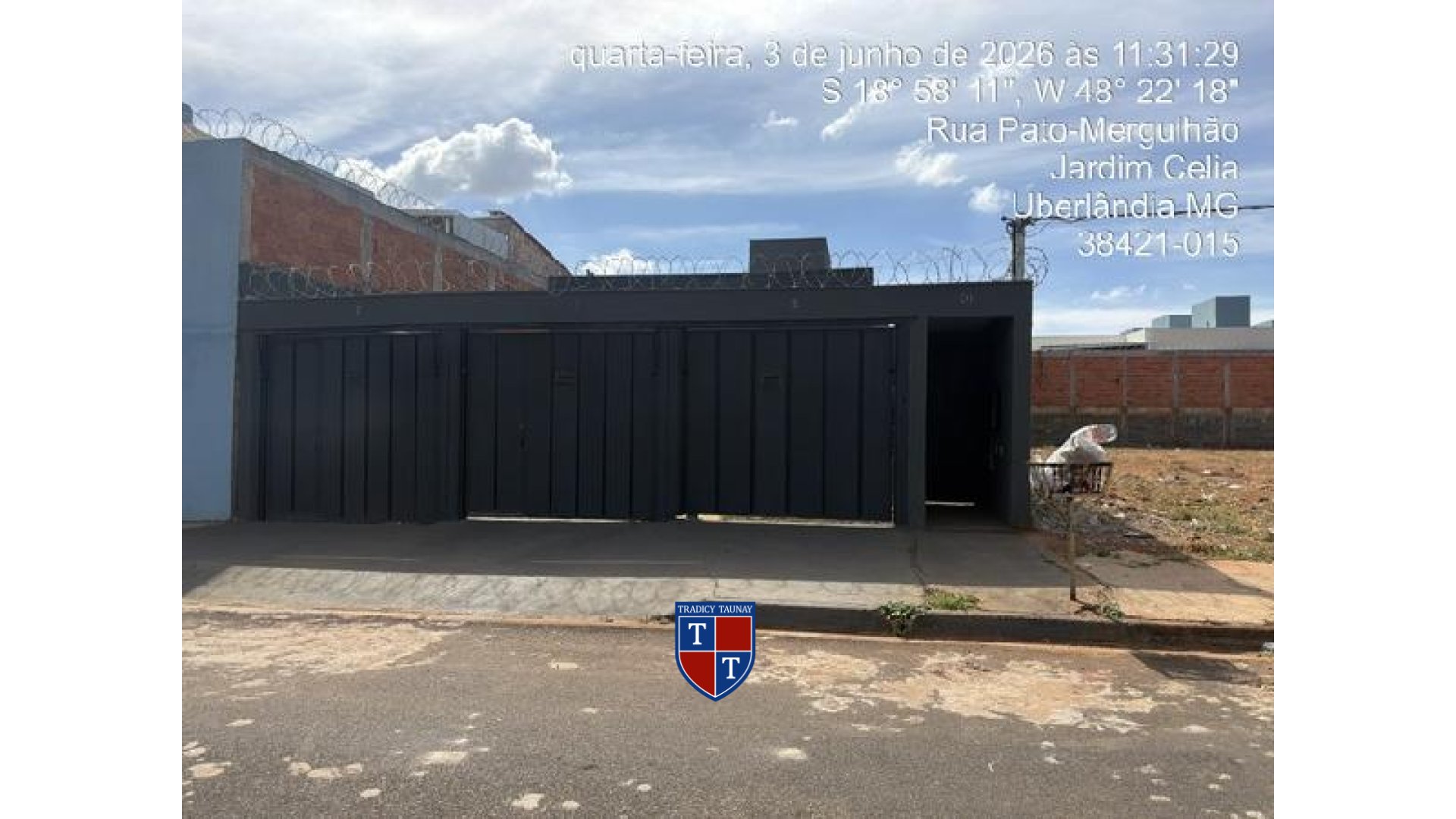 Foto 1 de CASA em LOTEAMENTO RESIDENCIAL PEQUIS - Imóvel Retomado Caixa