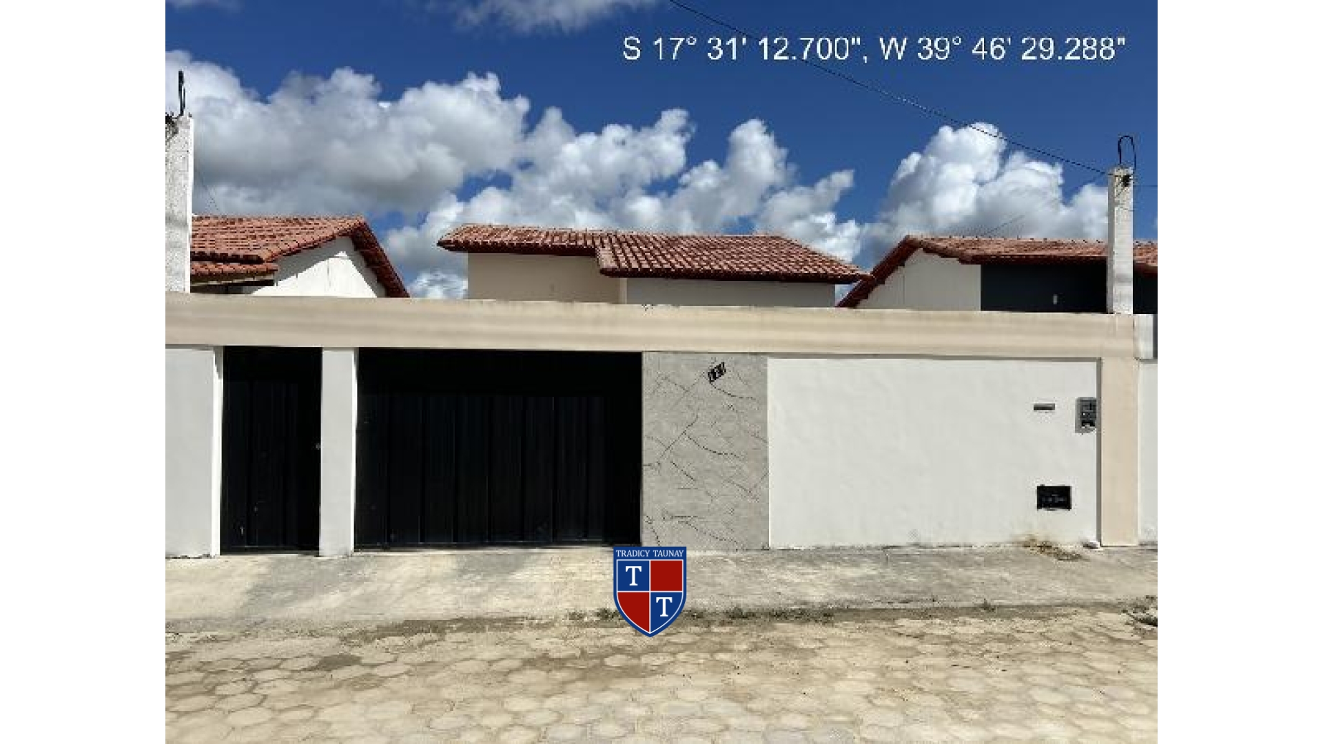 CASA em SETOR BAHIA SUL