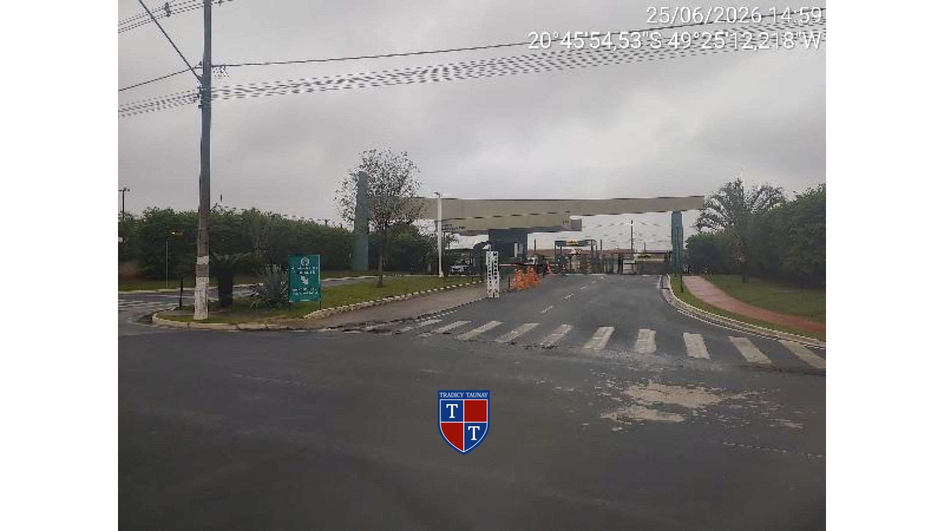 Foto 1 de CASA em JARDIM DAS OLIVEIRAS - Imóvel Retomado Caixa
