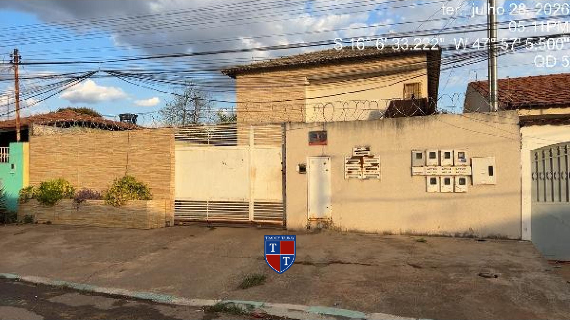 APARTAMENTO em PARQUE NAPOLIS A