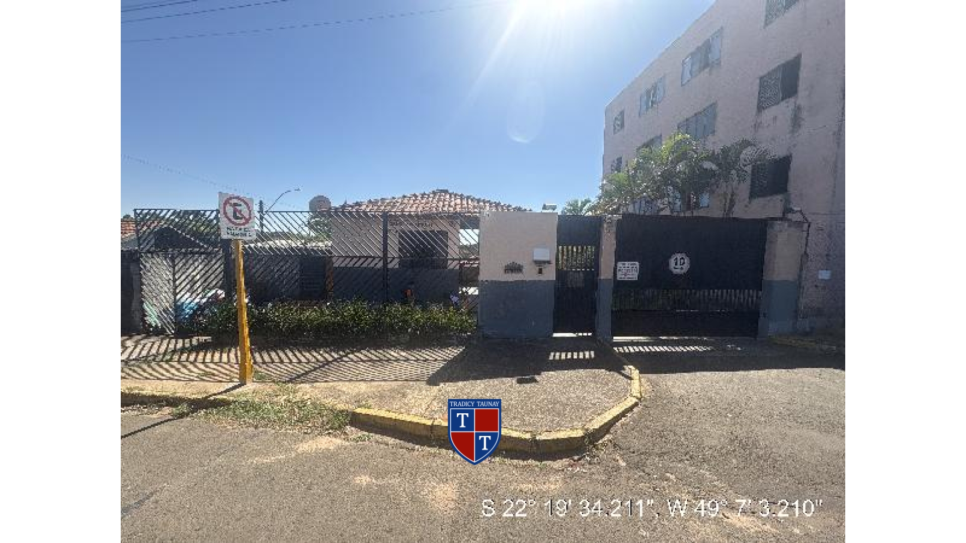 APARTAMENTO em JARDIM MARILU