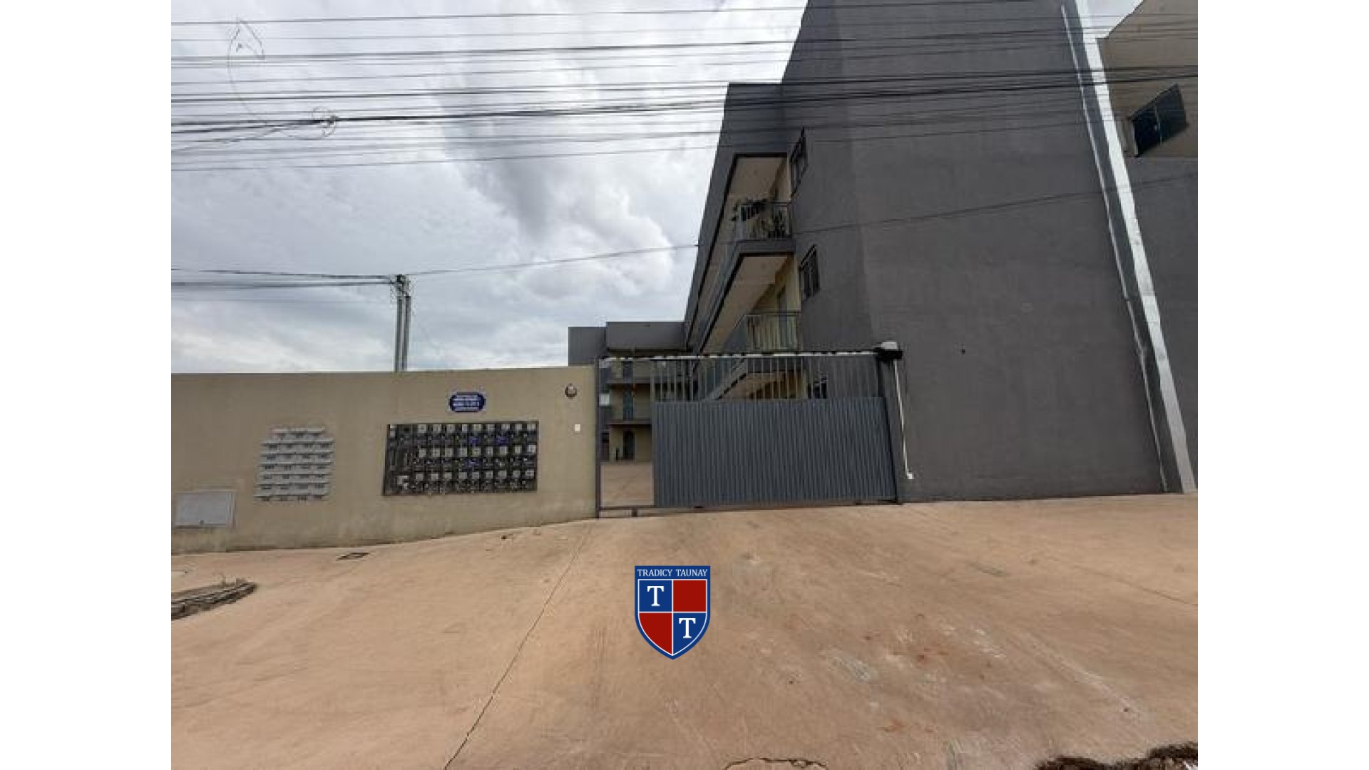 Foto 1 de APARTAMENTO em MANSOES ODISSEIA - Imóvel Retomado Caixa