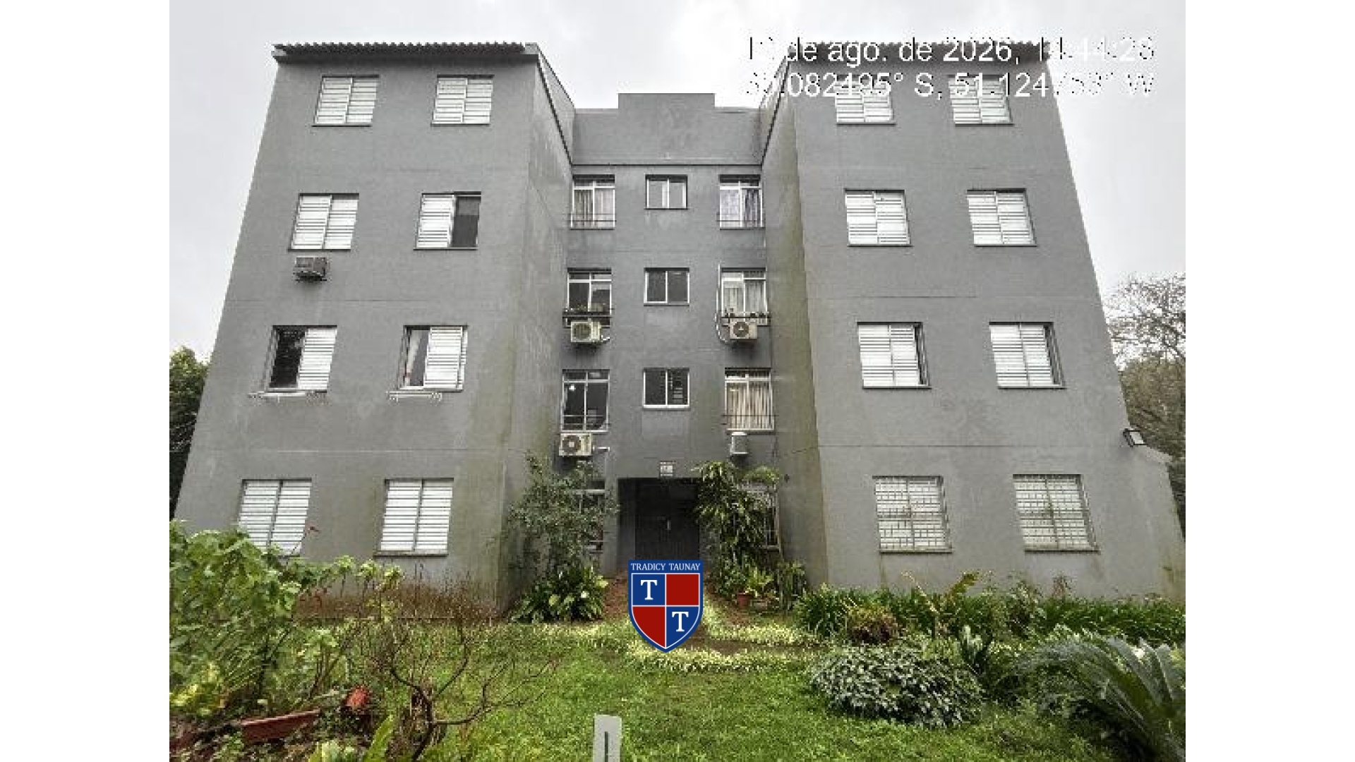 APARTAMENTO em LOMBA DO PINHEIRO