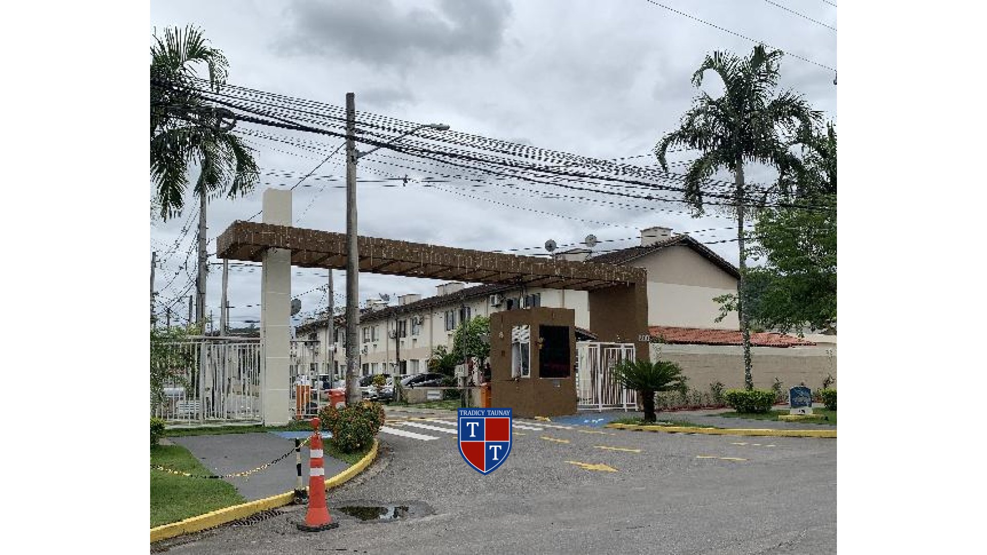 Foto 1 de APARTAMENTO em GUARATIBA - Imóvel Retomado Caixa