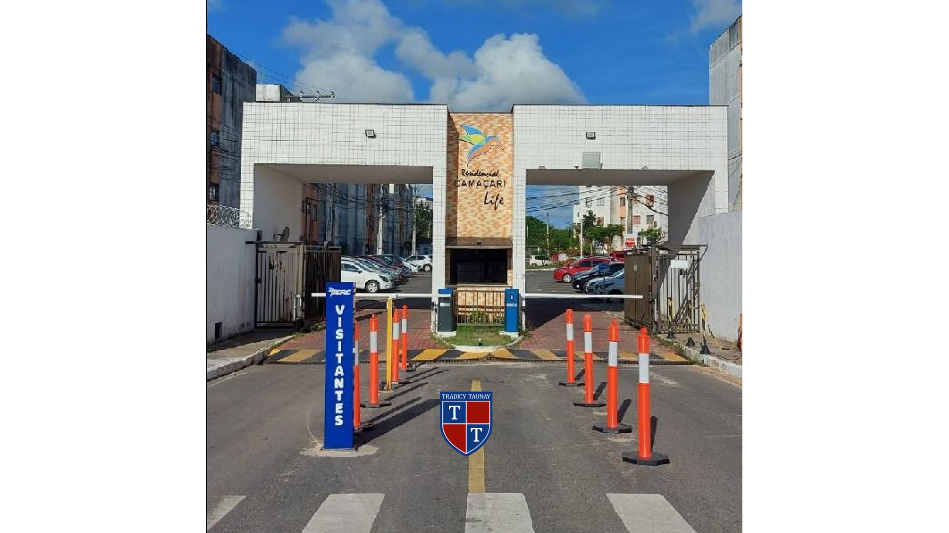 APARTAMENTO em PONTO CERTO