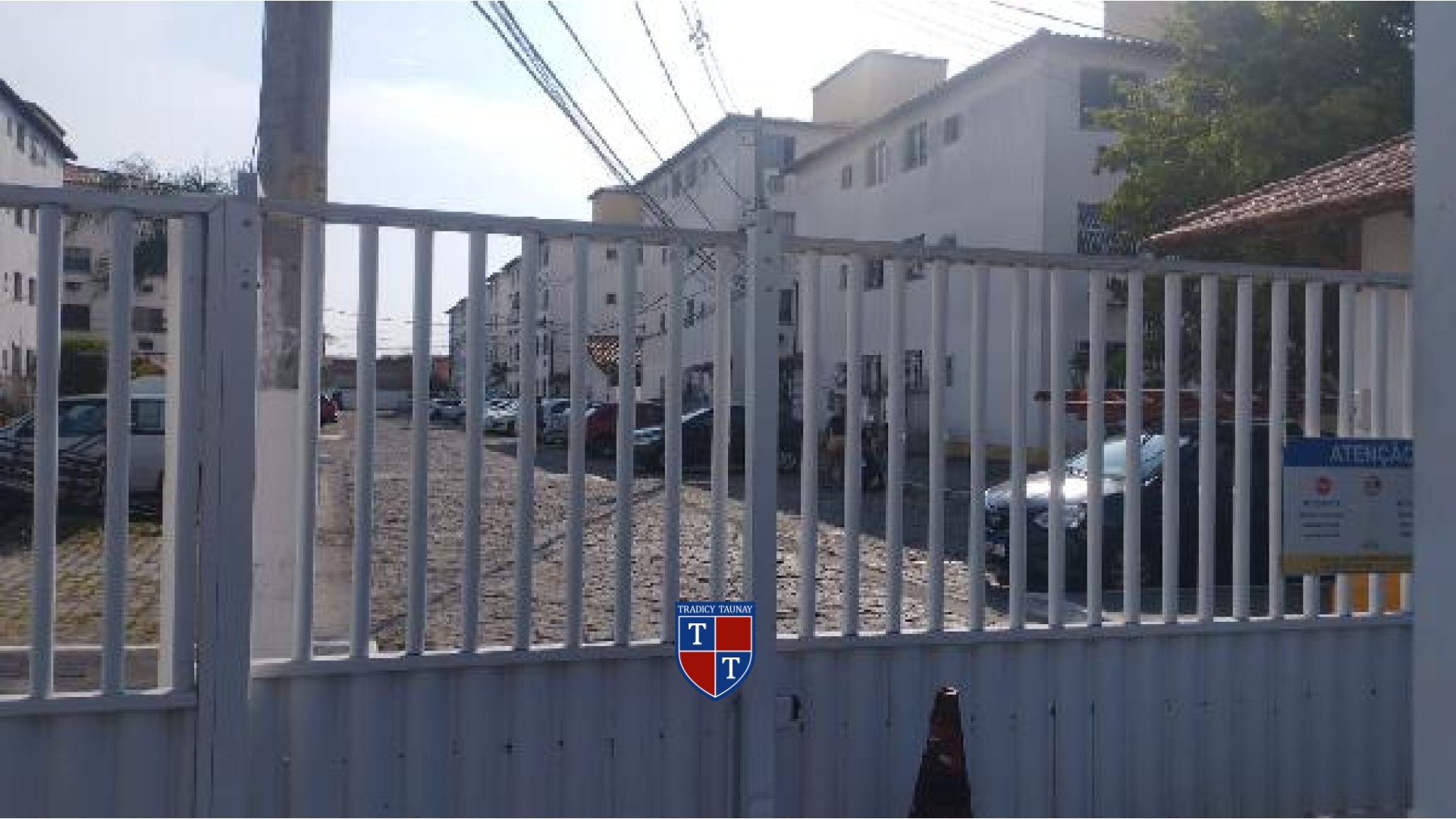 APARTAMENTO em SANTISSIMO