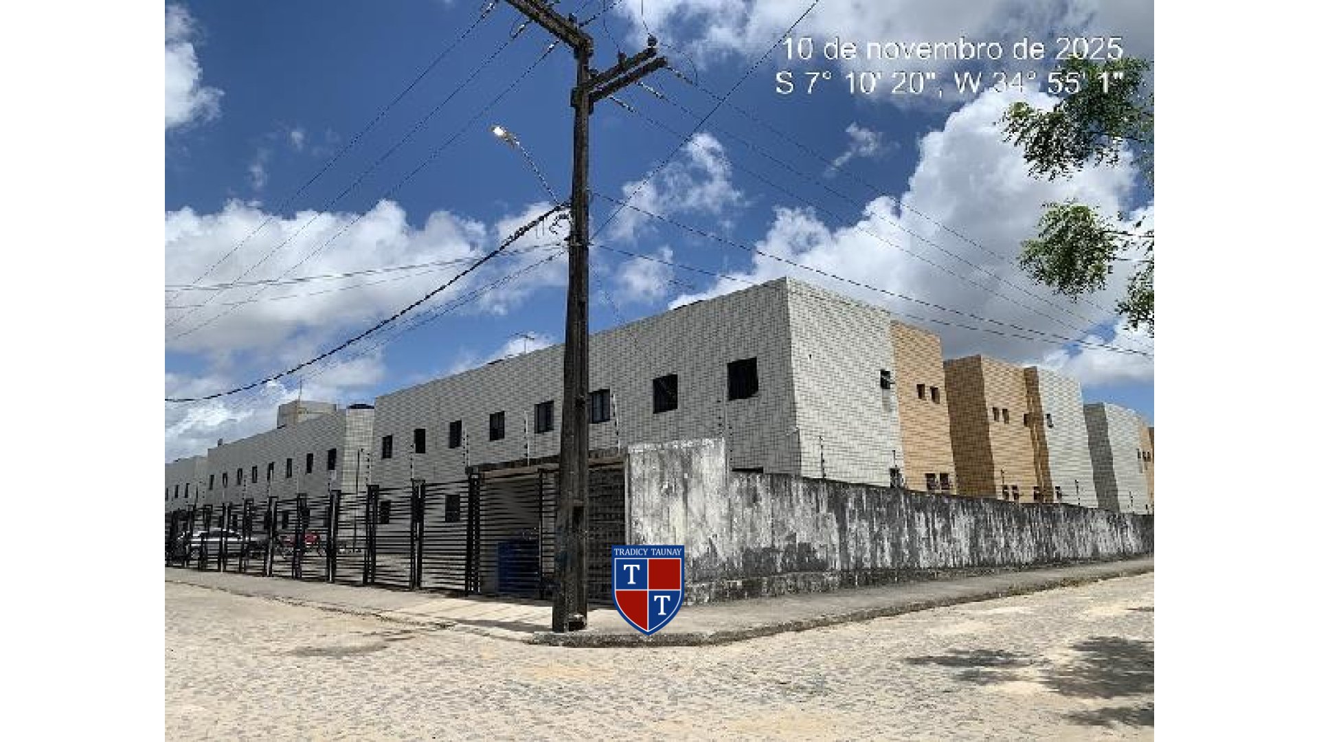 Foto 1 de APARTAMENTO em INDUSTRIAS - Imóvel Retomado Caixa