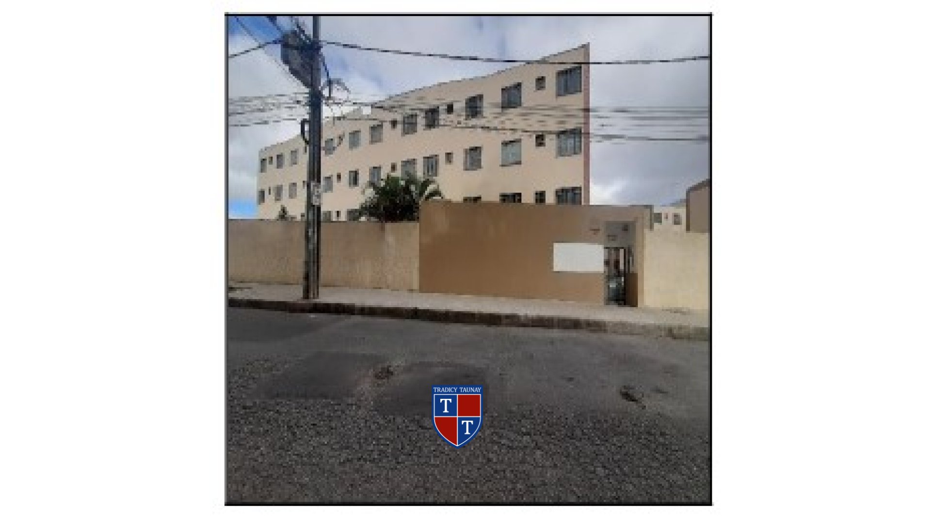 Foto 1 de APARTAMENTO em CANDELARIA - Imóvel Retomado Caixa