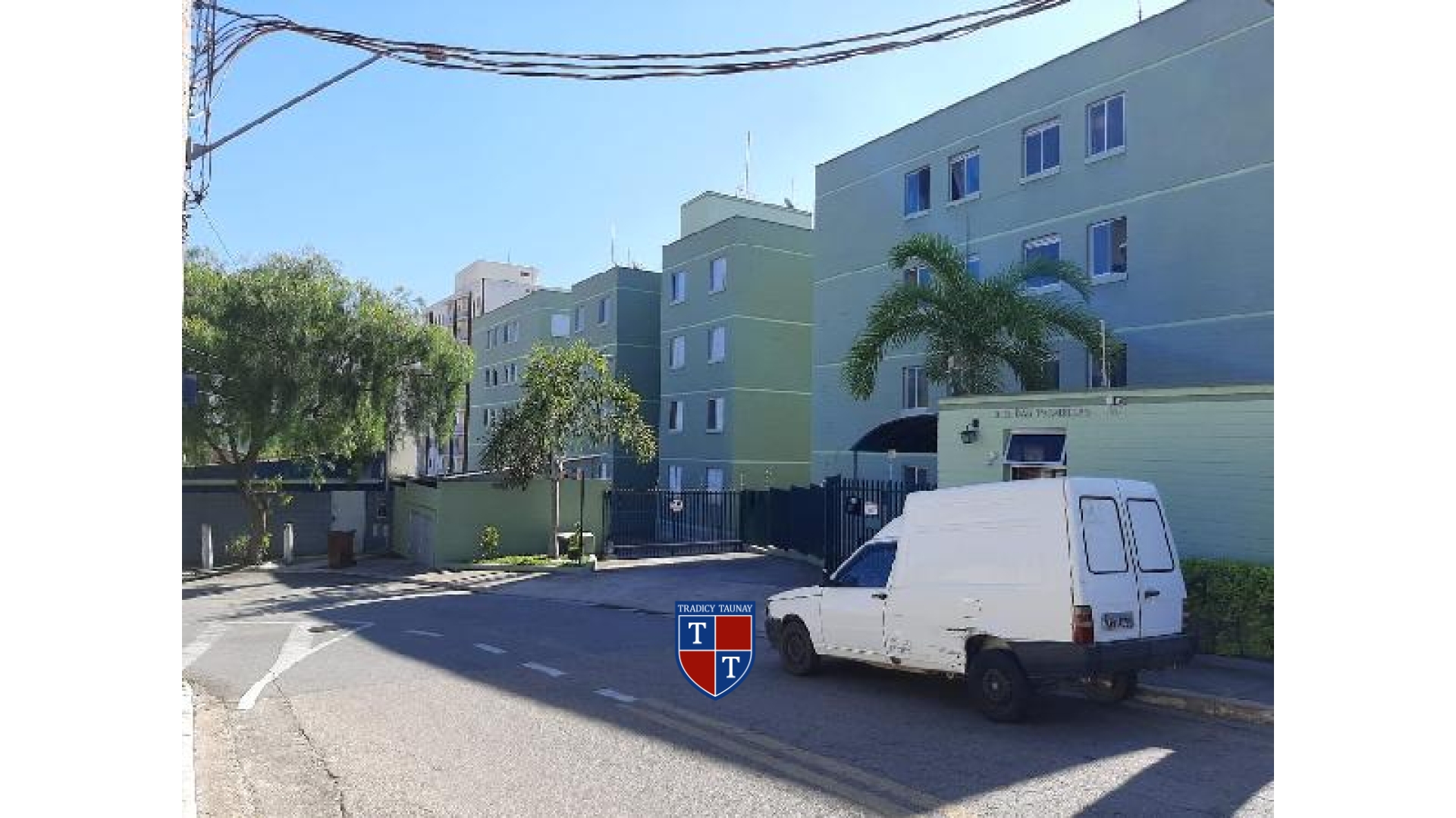 APARTAMENTO em VILA ZIZINHA