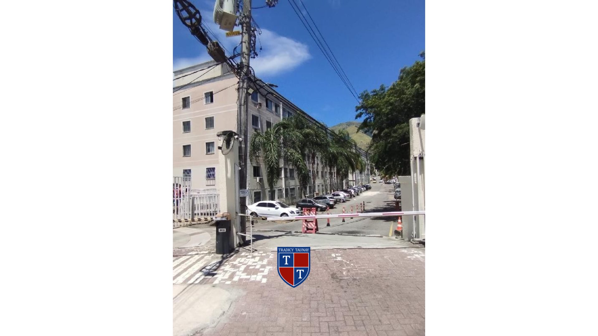 Foto 1 de APARTAMENTO em SENADOR CAMARA - Imóvel Retomado Caixa