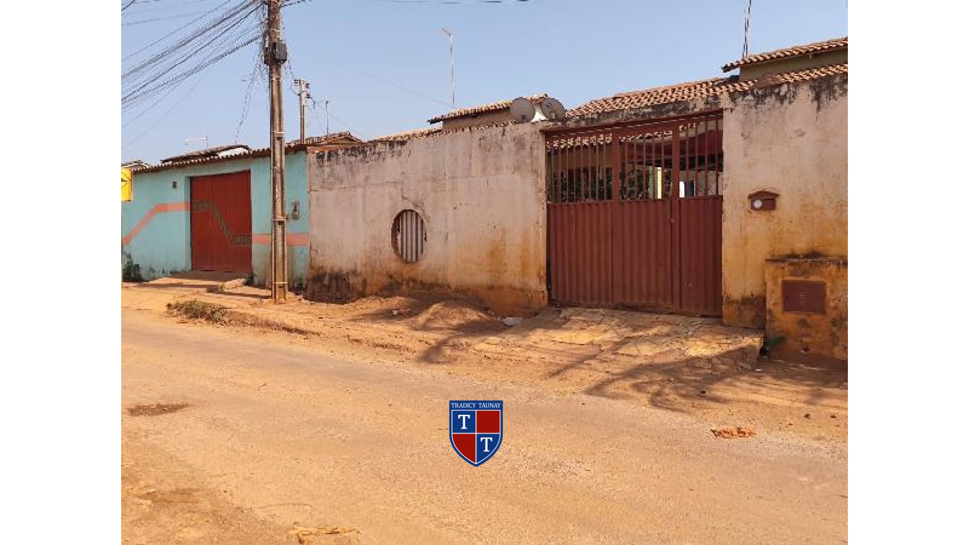 CASA em OURO VERDE