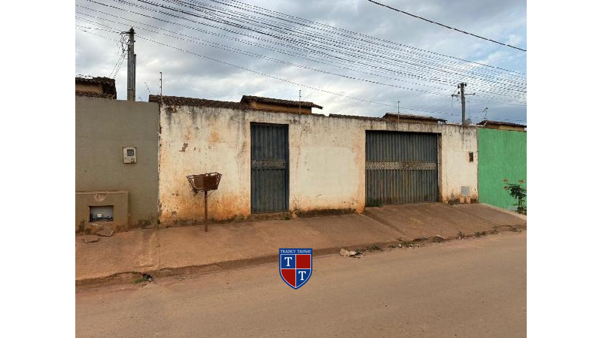 Foto 1 de CASA em OURO VERDE - Imóvel Retomado Caixa