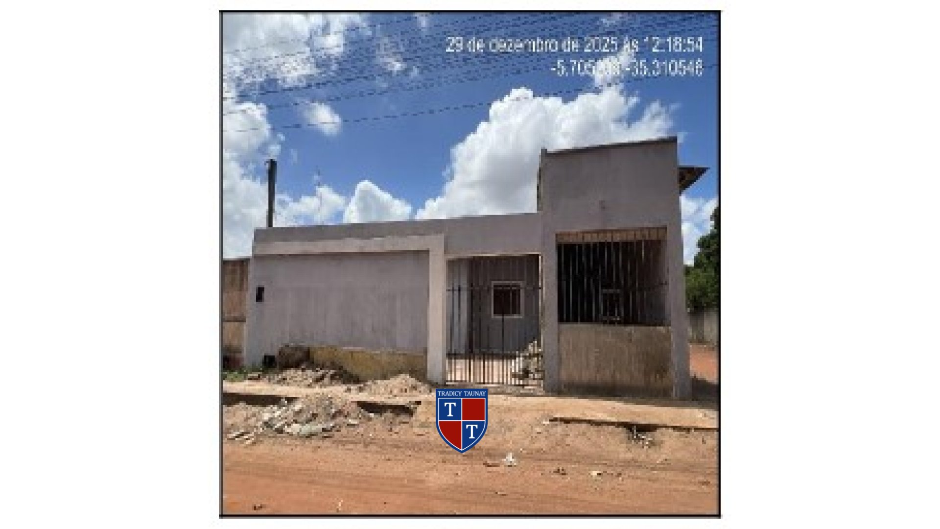 Foto 1 de CASA em LOT PQ KAMATAU - Imóvel Retomado Caixa