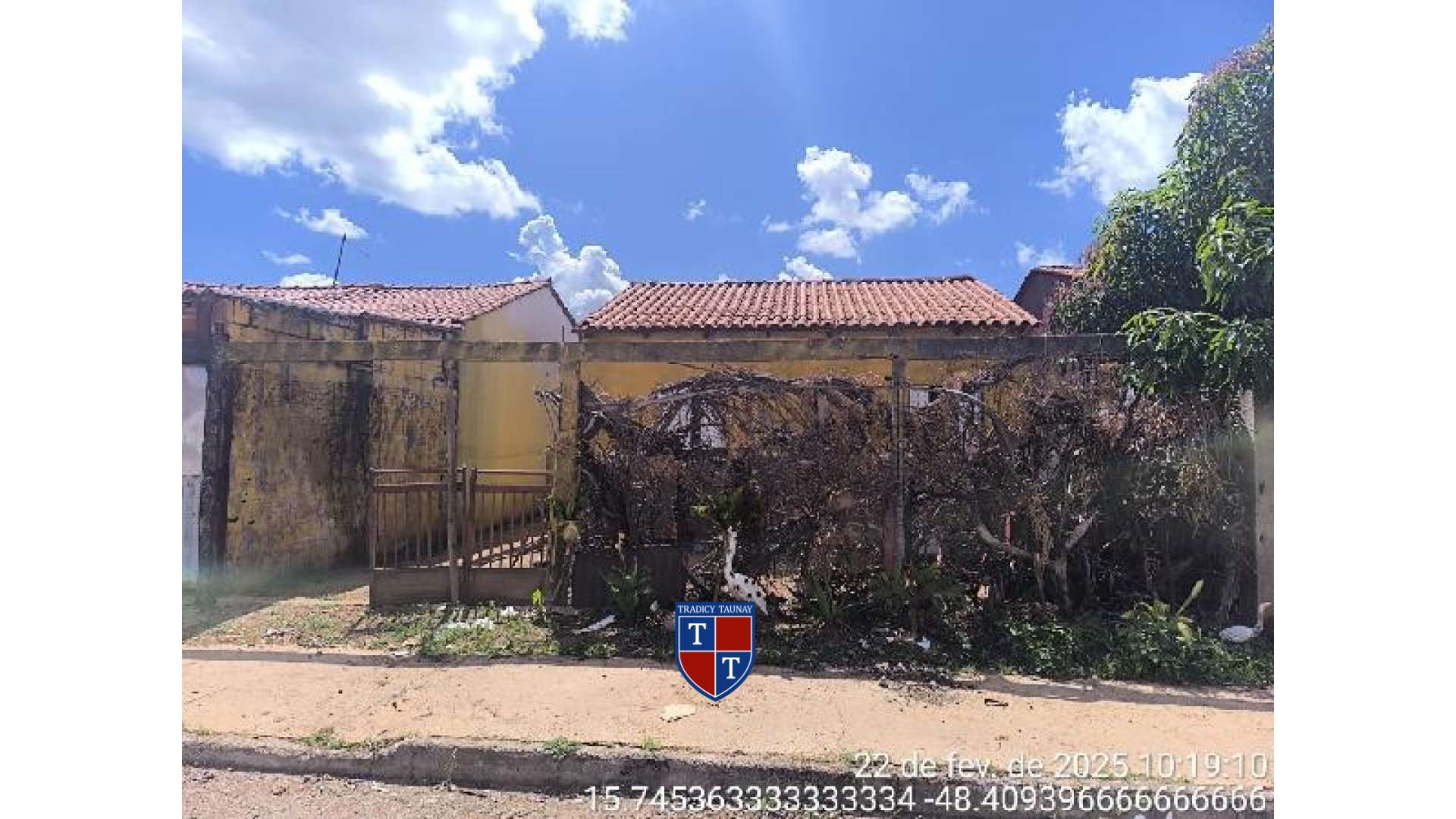 Foto 1 de CASA em LOT GIRASSOL RESIDEN - Imóvel Retomado Caixa