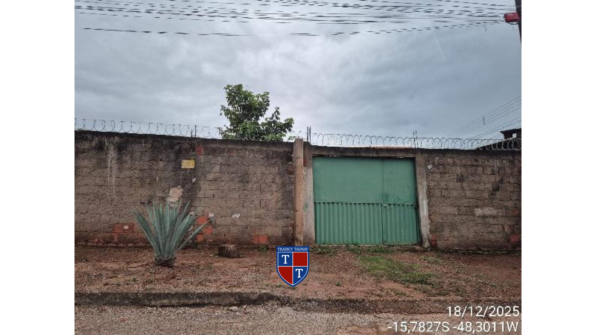 Foto 1 de CASA em JARDIM SANTA LUCIA - Imóvel Retomado Caixa