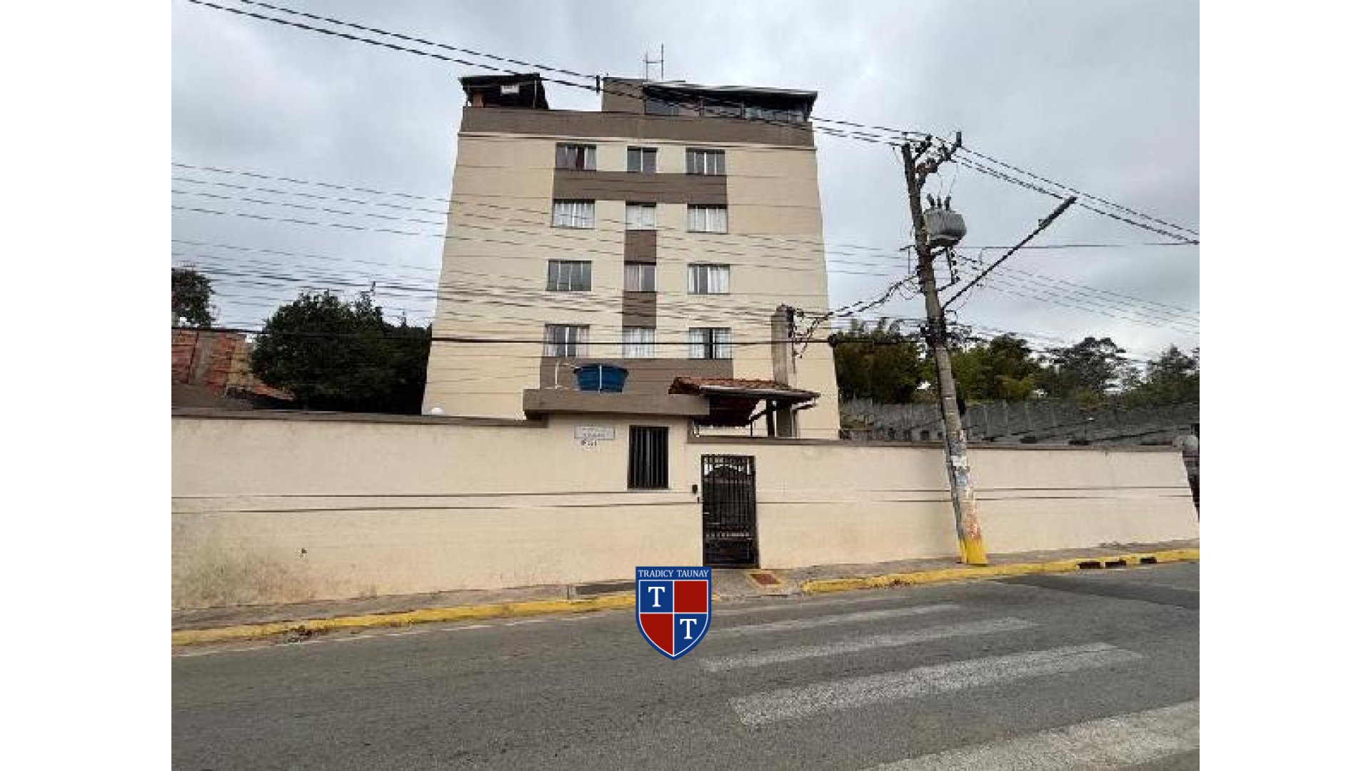 Foto 1 de APARTAMENTO em JARDIM DAYSE - Imóvel Retomado Caixa
