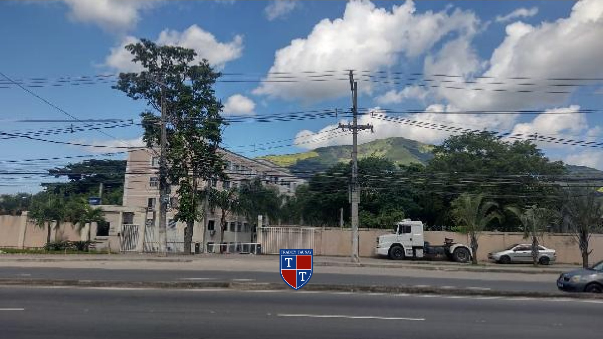 Foto 1 de APARTAMENTO em SENADOR CAMARA - Imóvel Retomado Caixa