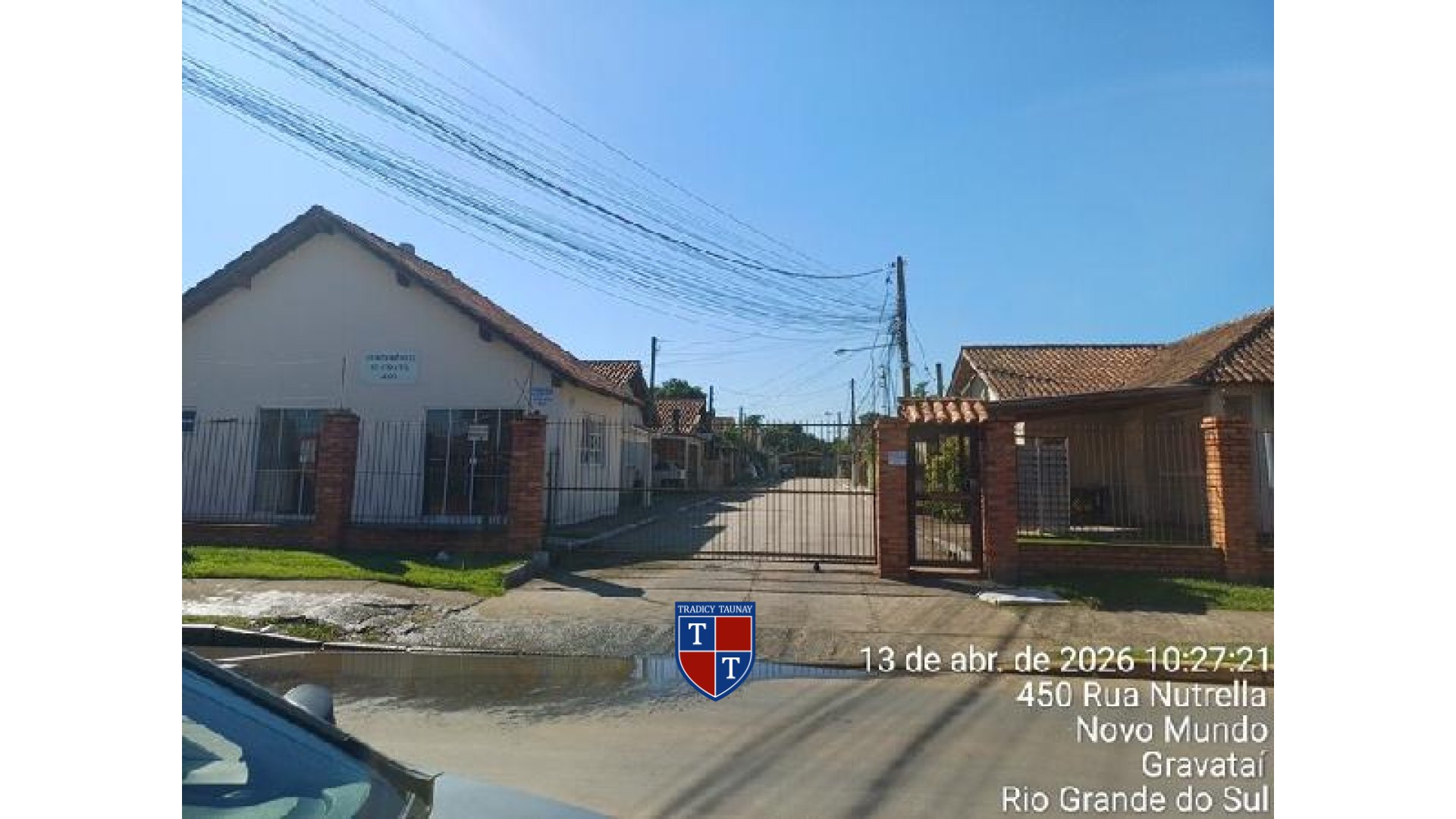 Foto 1 de CASA em NOVO MUNDO - Imóvel Retomado Caixa