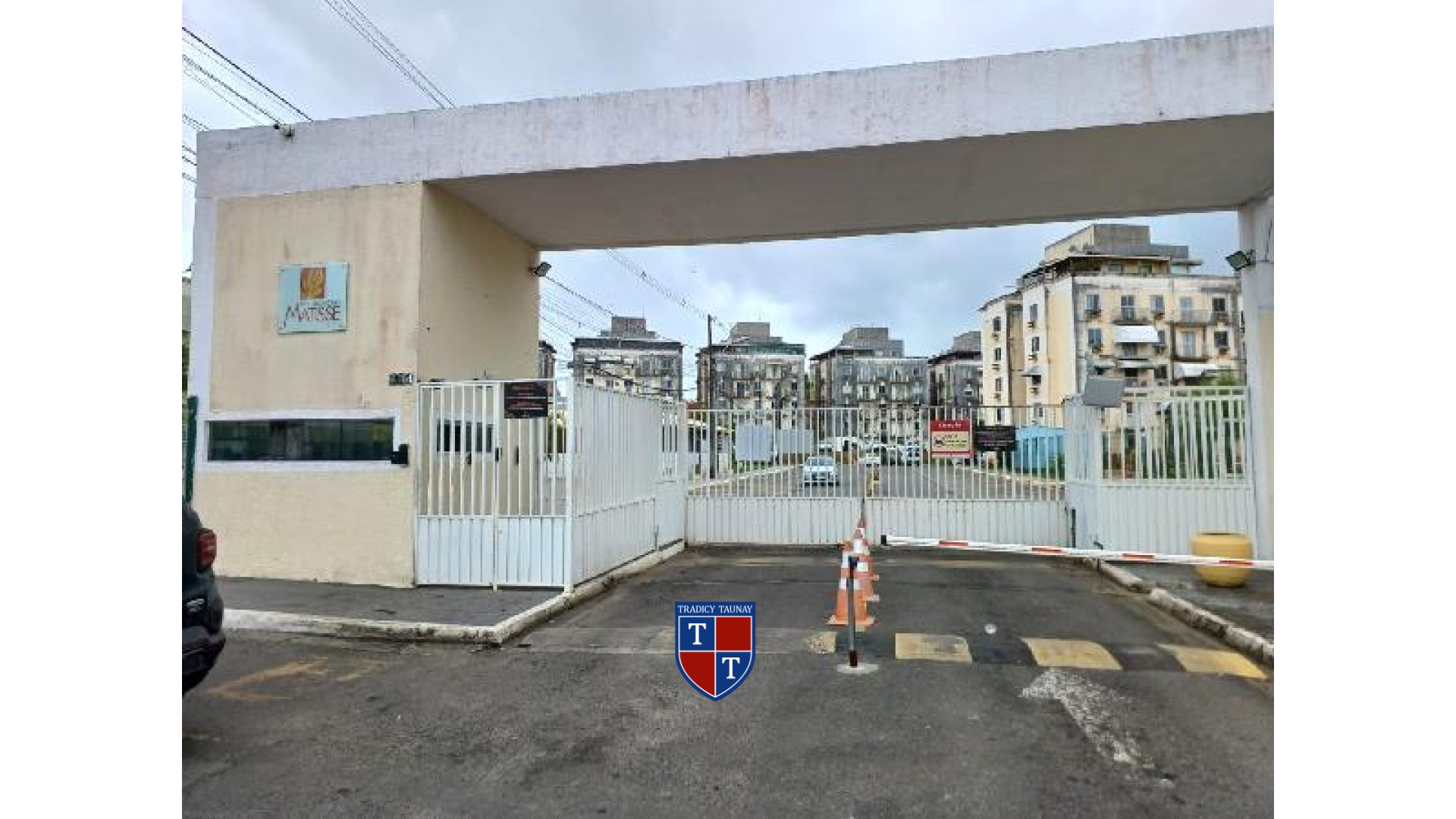 Foto 1 de APARTAMENTO em COND GRAN VILLE DAS - Imóvel Retomado Caixa