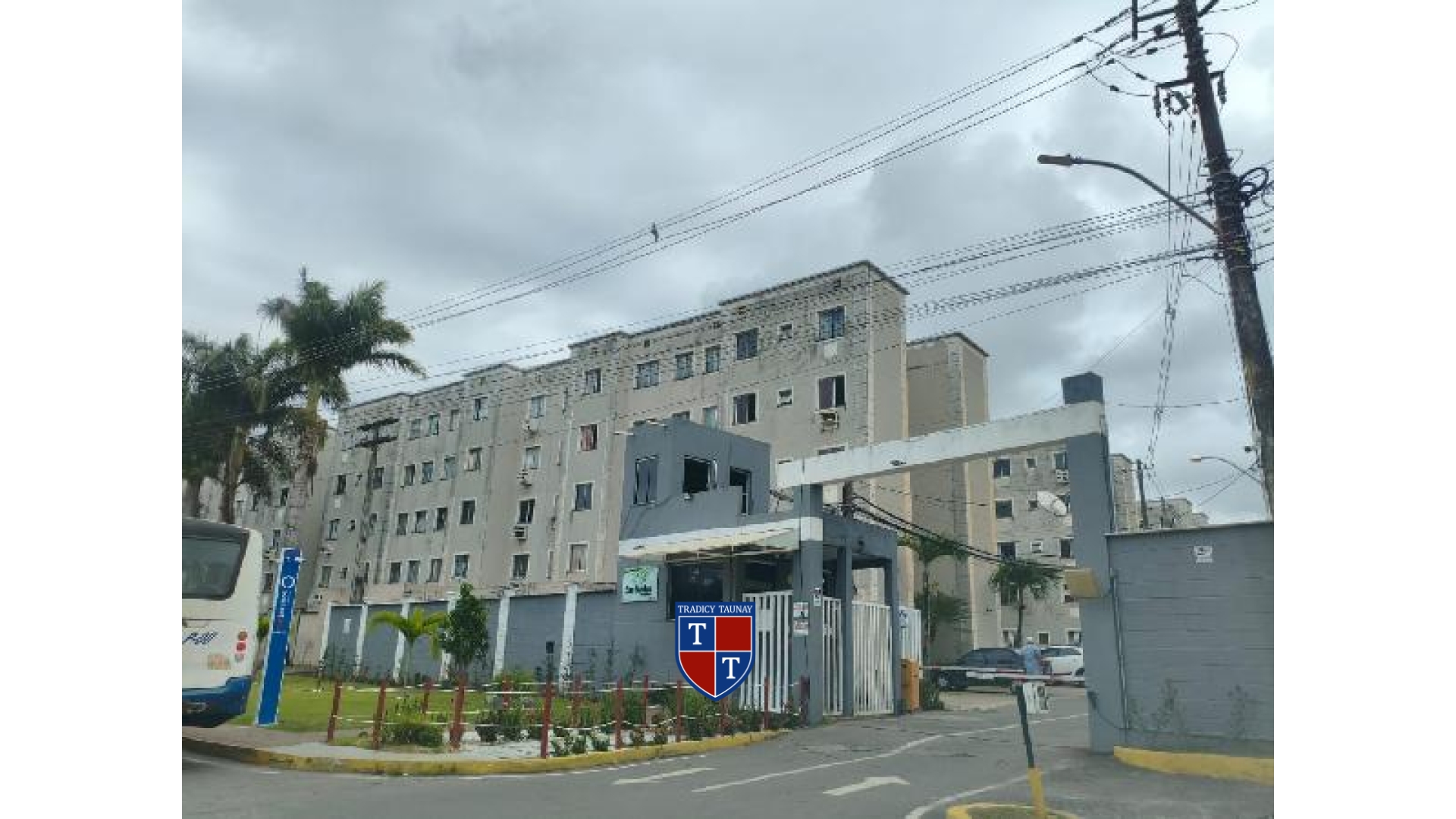 Foto 1 de APARTAMENTO em CAIXA D'AGUA, LAURO DE FREITAS/BA - Imóvel Retomado CAIXA Ref 8555522544145