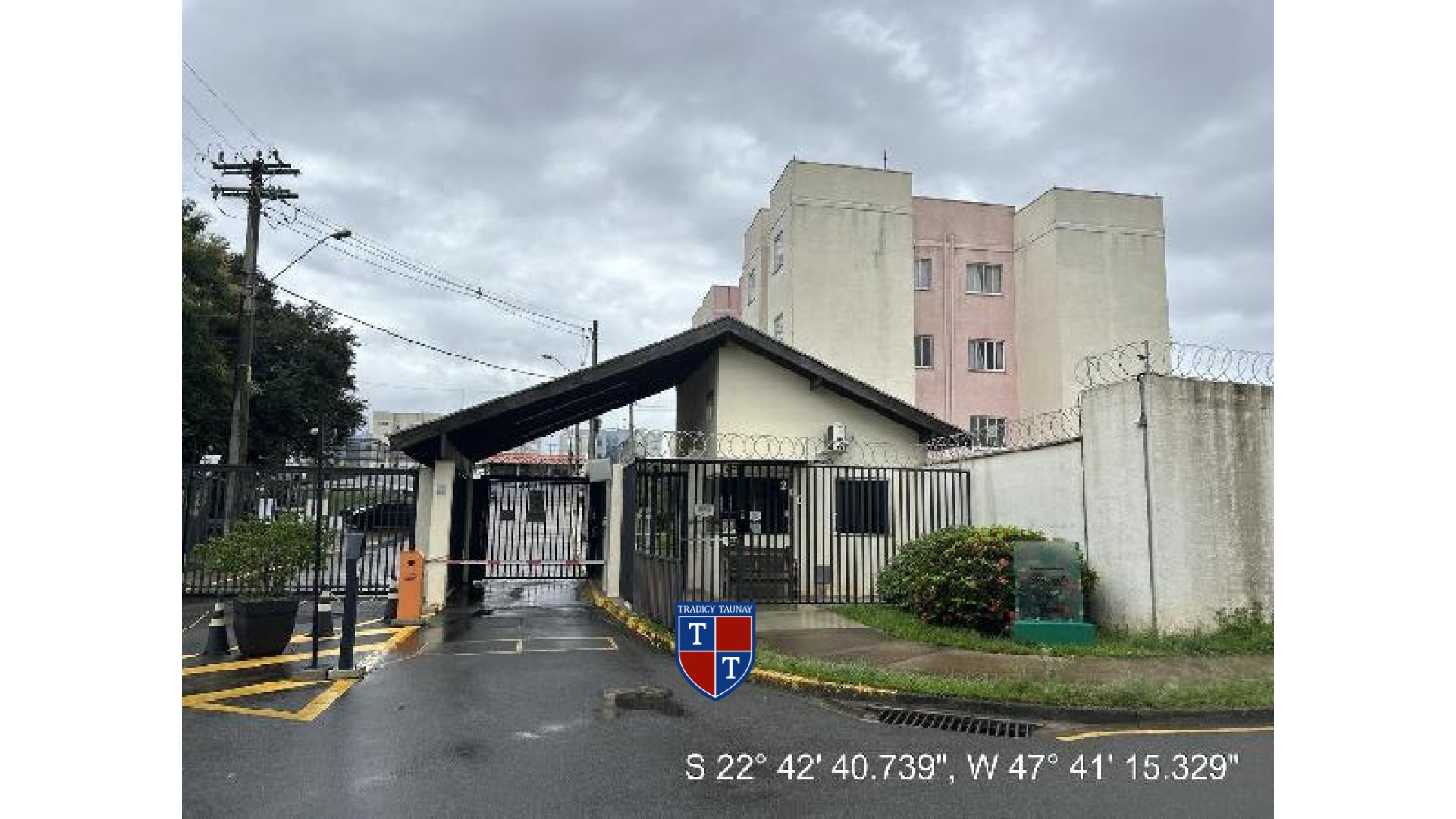 Foto 1 de APARTAMENTO em JARDIM PARQUE JUPIA - Imóvel Retomado Caixa