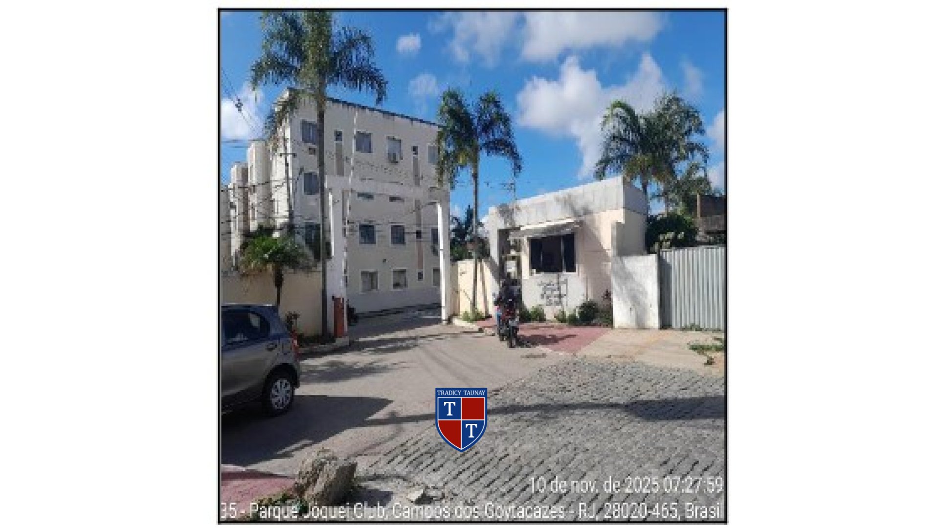 APARTAMENTO em PARQUE JOQUEI CLUB