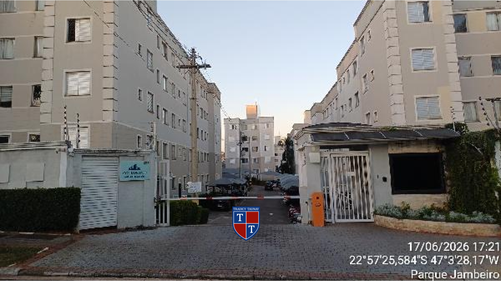 APARTAMENTO em LOTEAMENTO PARQUE SAO MARTINHO