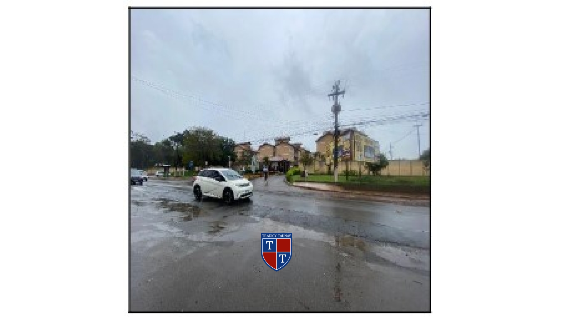 Foto 1 de APARTAMENTO em JARDIM MARCHISSOLO, SUMARE/SP - Imóvel Retomado CAIXA Ref 8555527026878