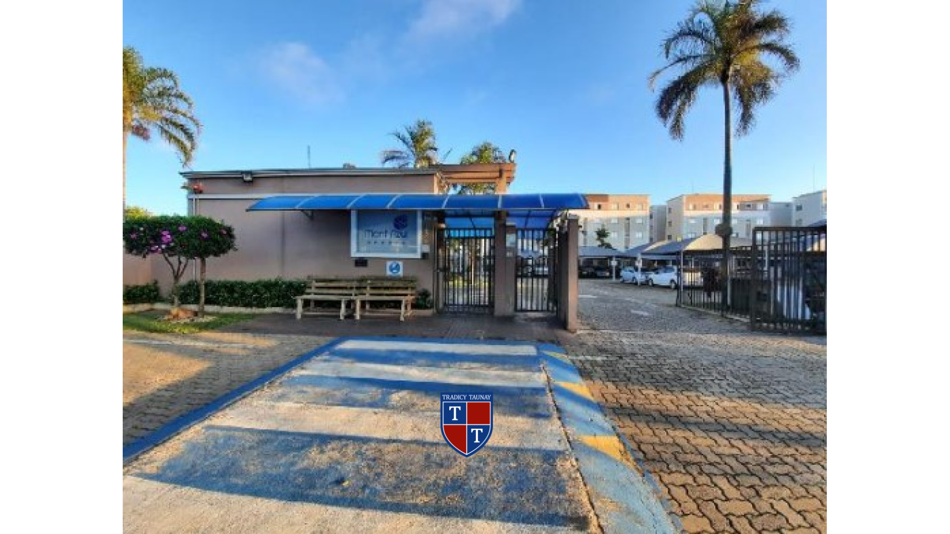 APARTAMENTO em DISTRITO INDUSTRIAL MIGUEL ABDELNUR