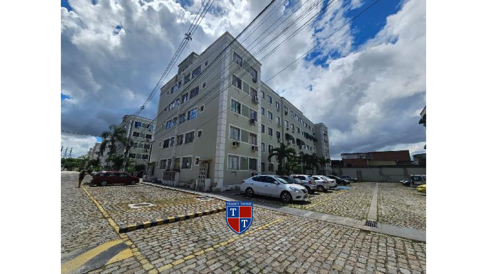 APARTAMENTO em HONORIO GURGEL