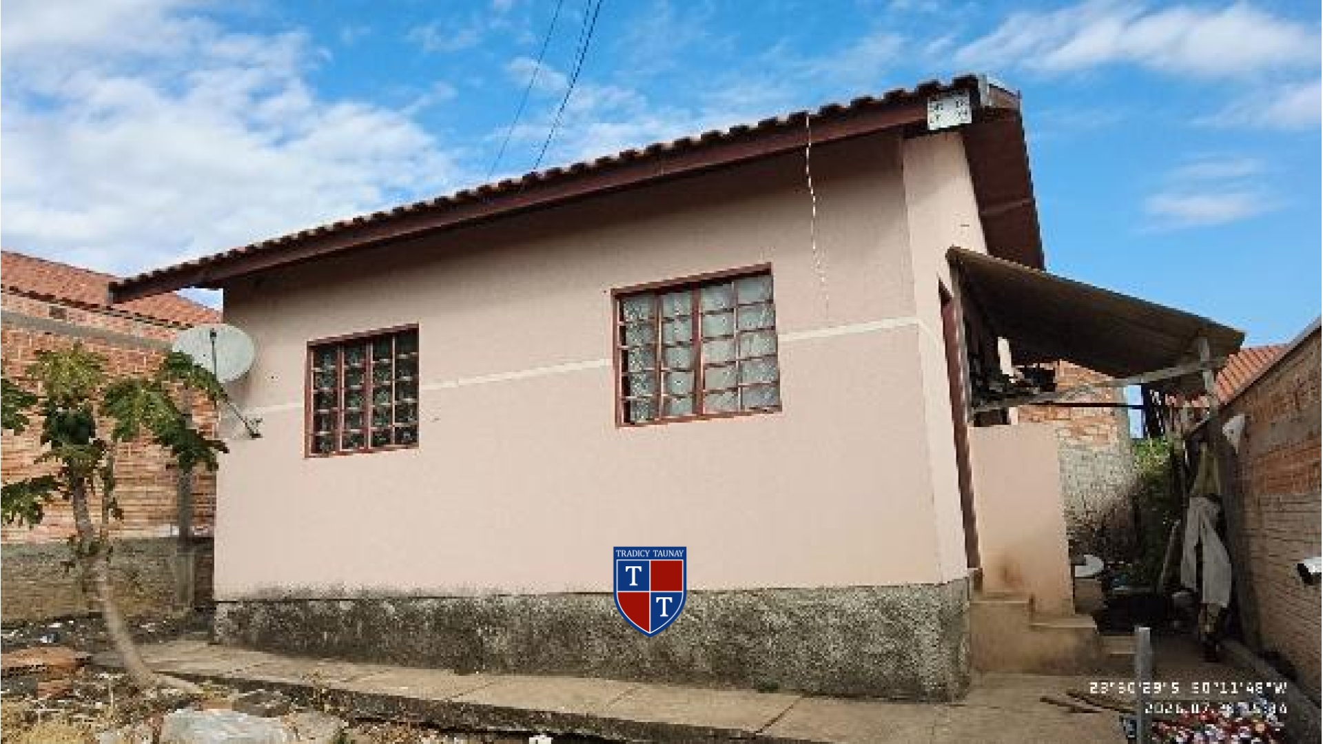 CASA em CJ RES MAE RAINHA