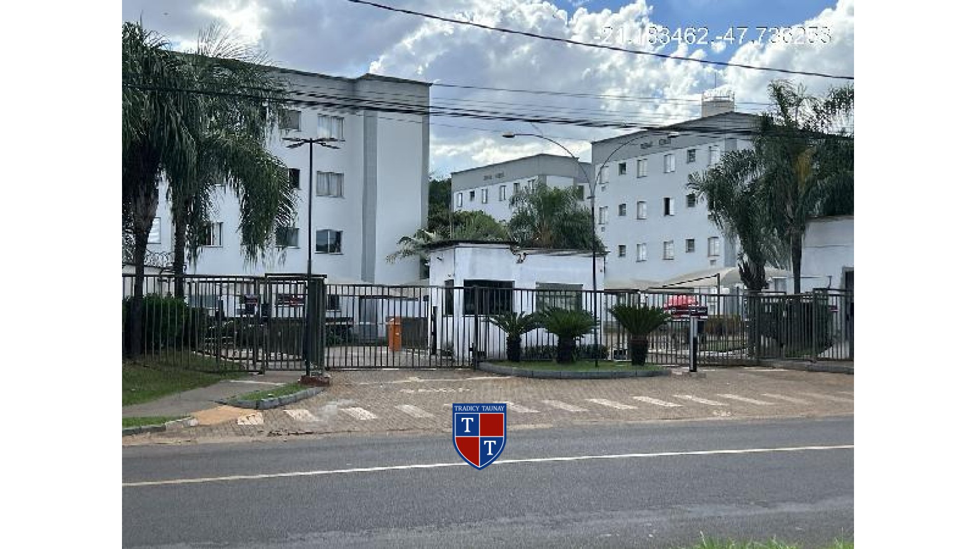 Foto 1 de APARTAMENTO em CONJUNTO HABITACIONAL JARDIM DAS PALMEIR - Imóvel Retomado Caixa