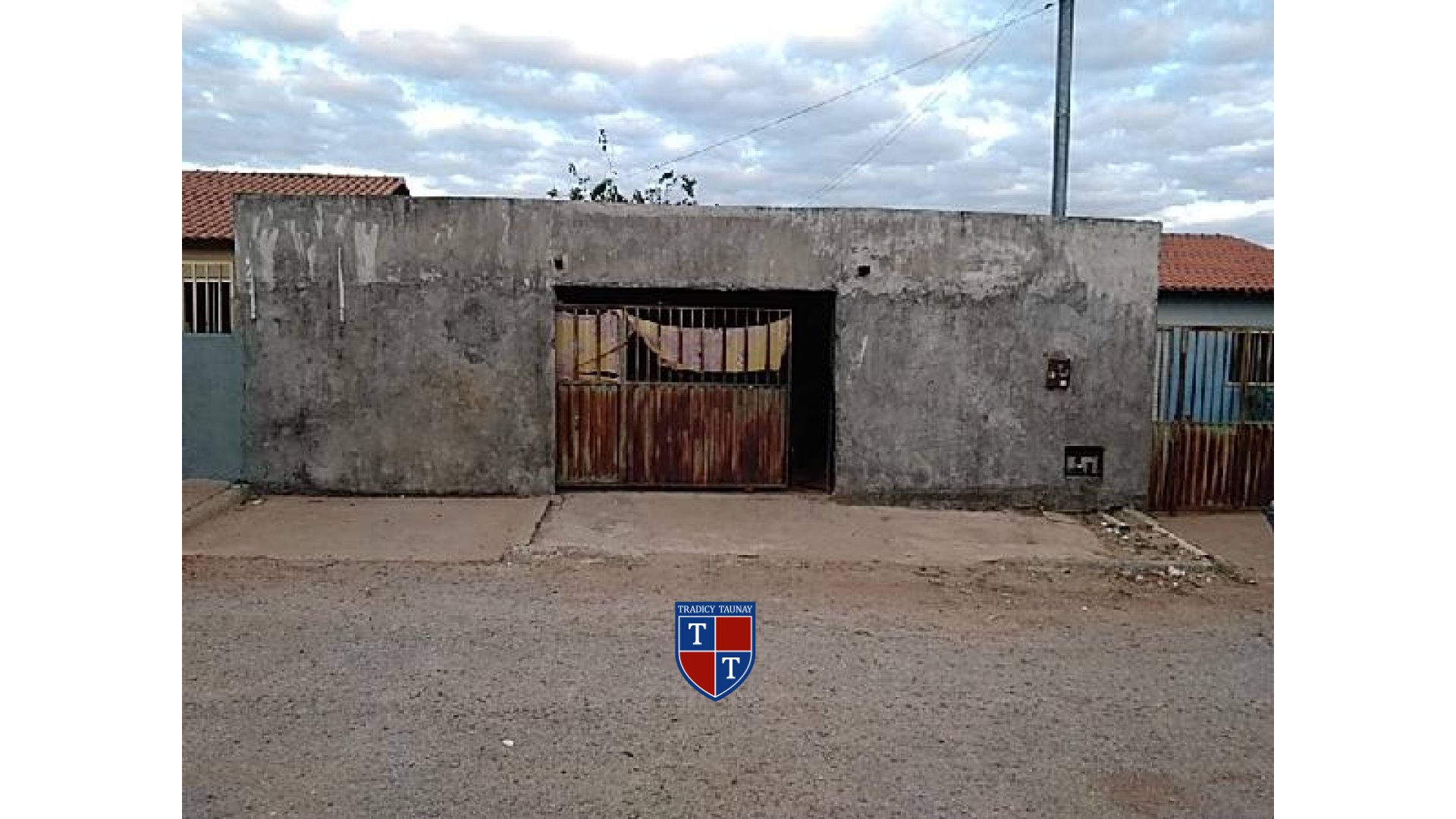 Foto 1 de CASA em GIRASSOL - Imóvel Retomado Caixa