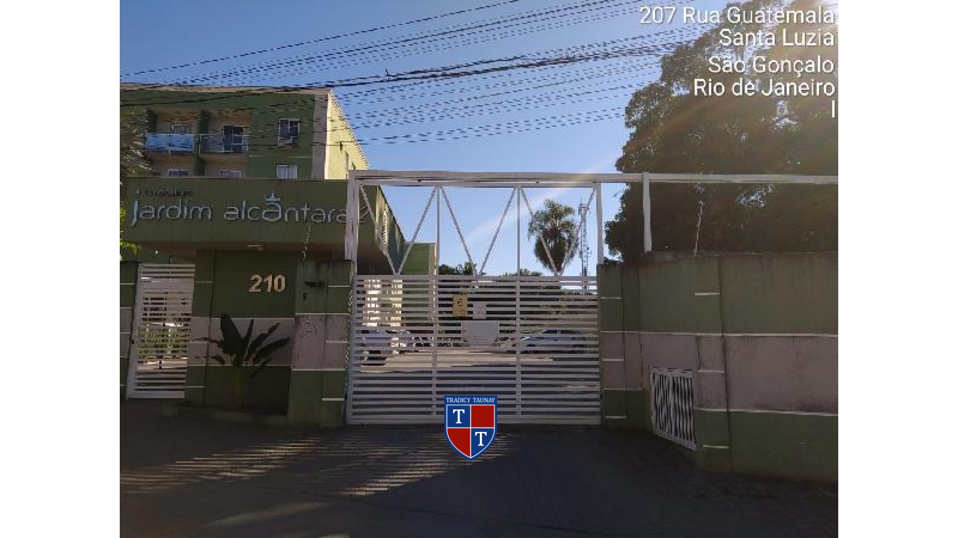 APARTAMENTO em SANTA LUZIA