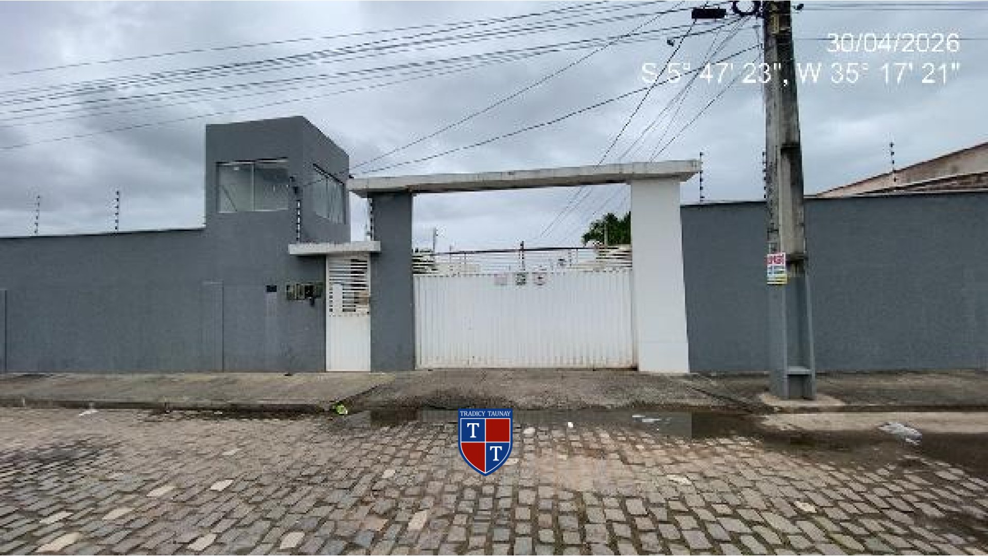 Foto 1 de CASA em LOTEAMENTO BARREIROS - Imóvel Retomado Caixa