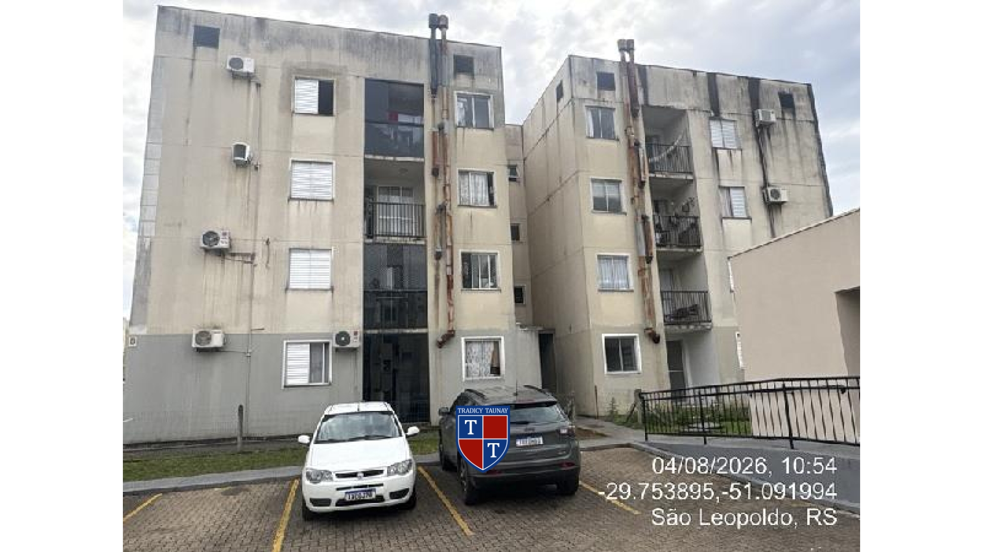 APARTAMENTO em FEITORIA