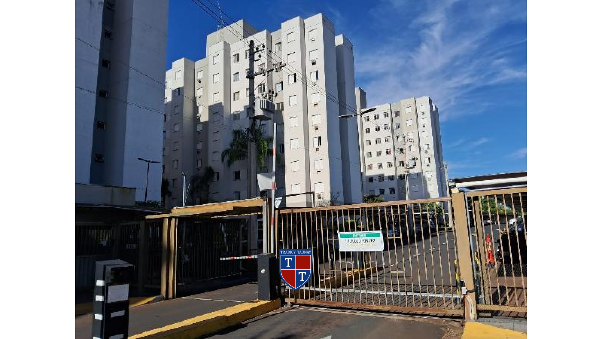 APARTAMENTO em RESIDENCIAL DAS AMERICAS